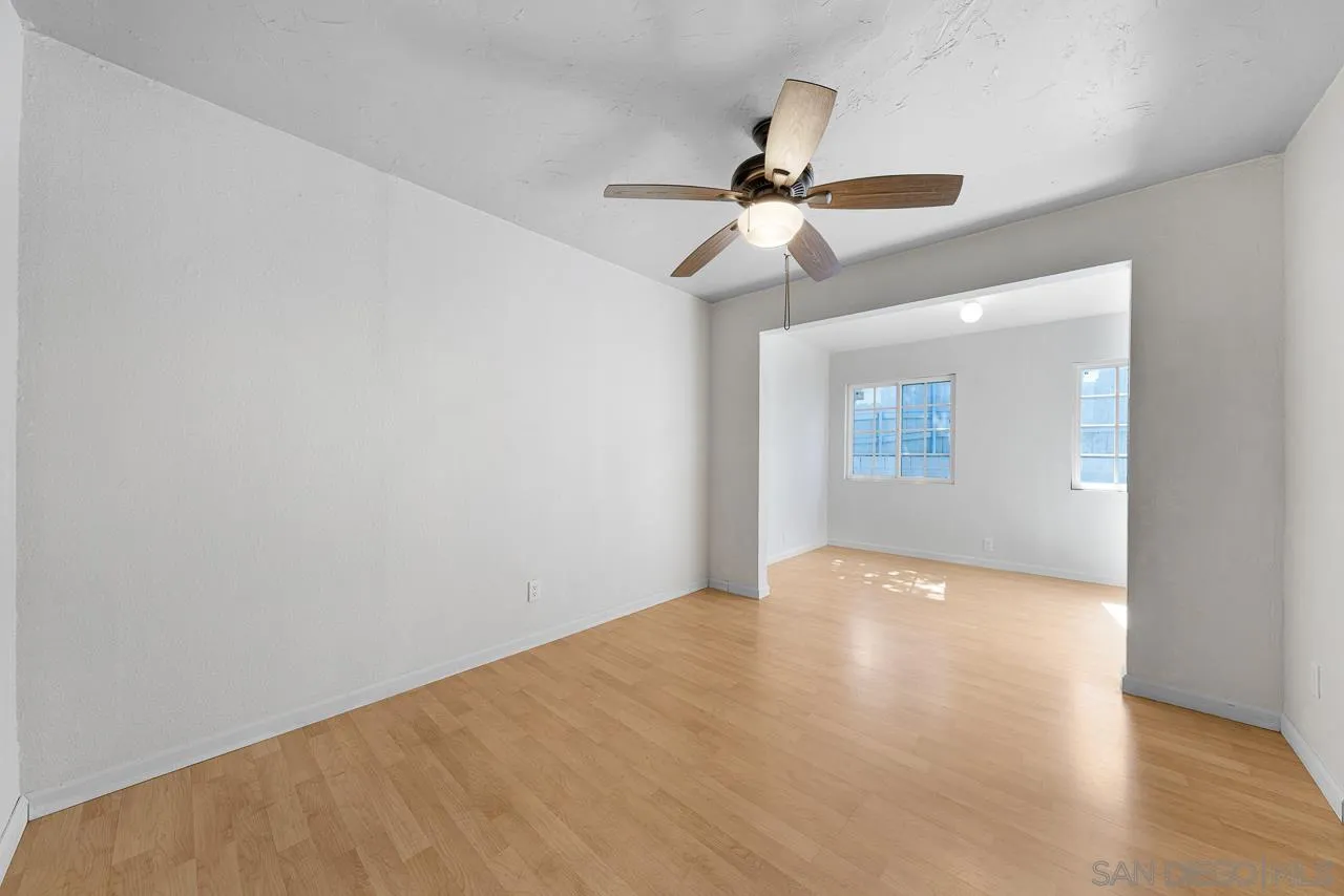 https://cdn.realtyfeed.com/cdn/127/260005115/9d50f9dd5585ef1380cb5bfd9880ee94.webp