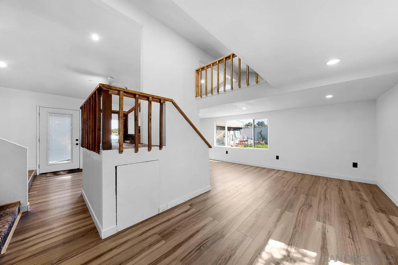 https://cdn.realtyfeed.com/cdn/127/260005115/ec04bc9ae2f361b872eaa8e4277ba127.webp