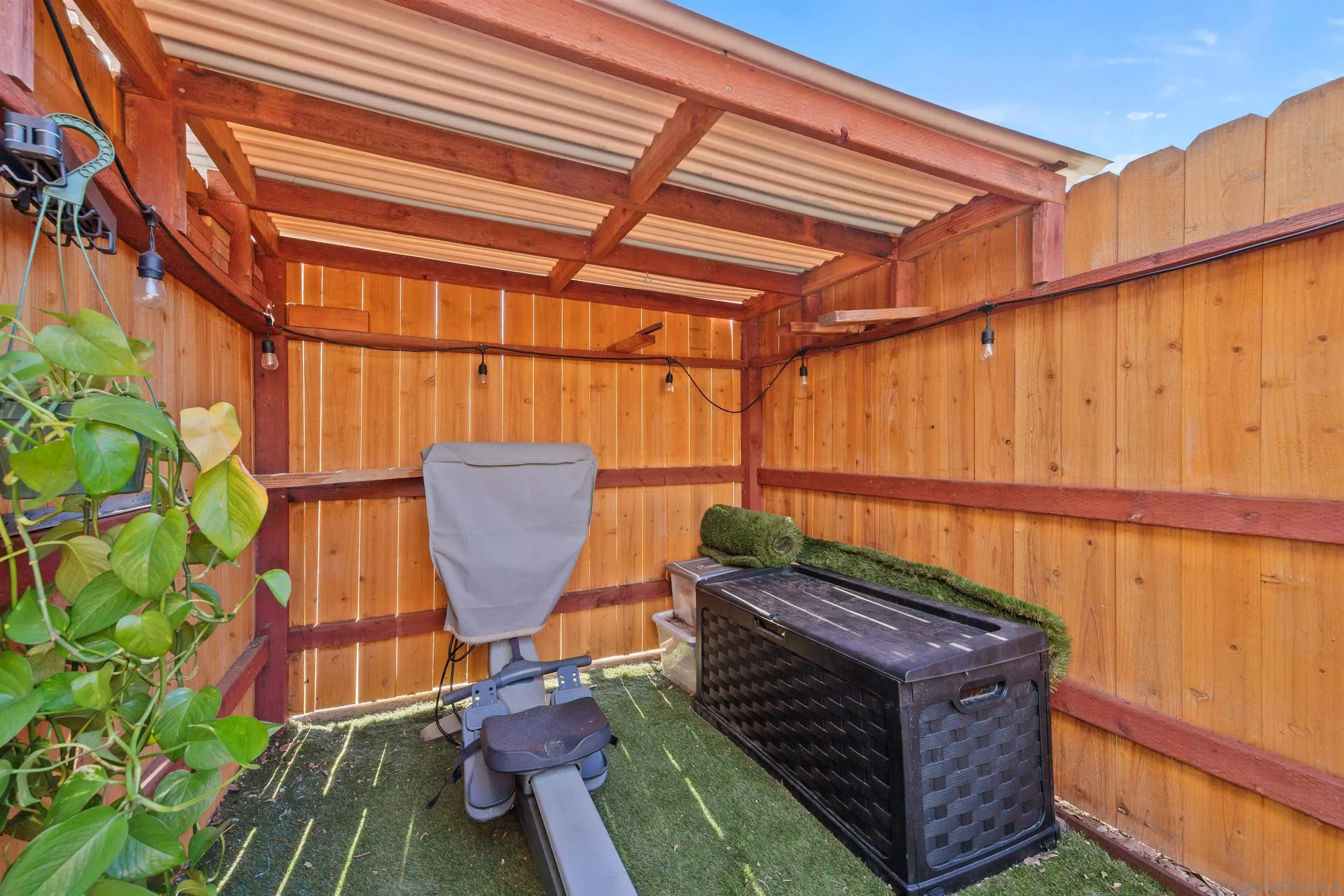 https://cdn.realtyfeed.com/cdn/127/260005124/38a1738c6ace2c3e906de7b7457fb124.webp