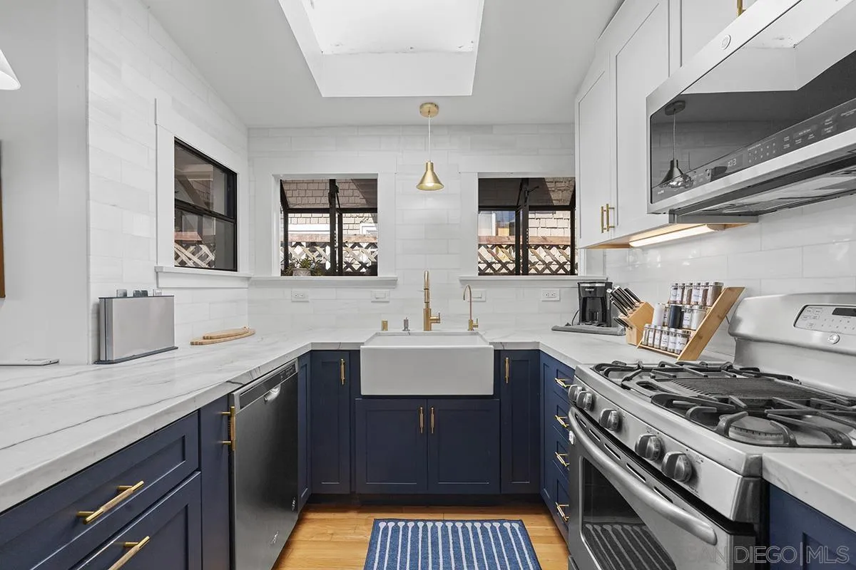 https://cdn.realtyfeed.com/cdn/127/260005126/4572f927a8173a8e46f7a3dd49c3b921.webp