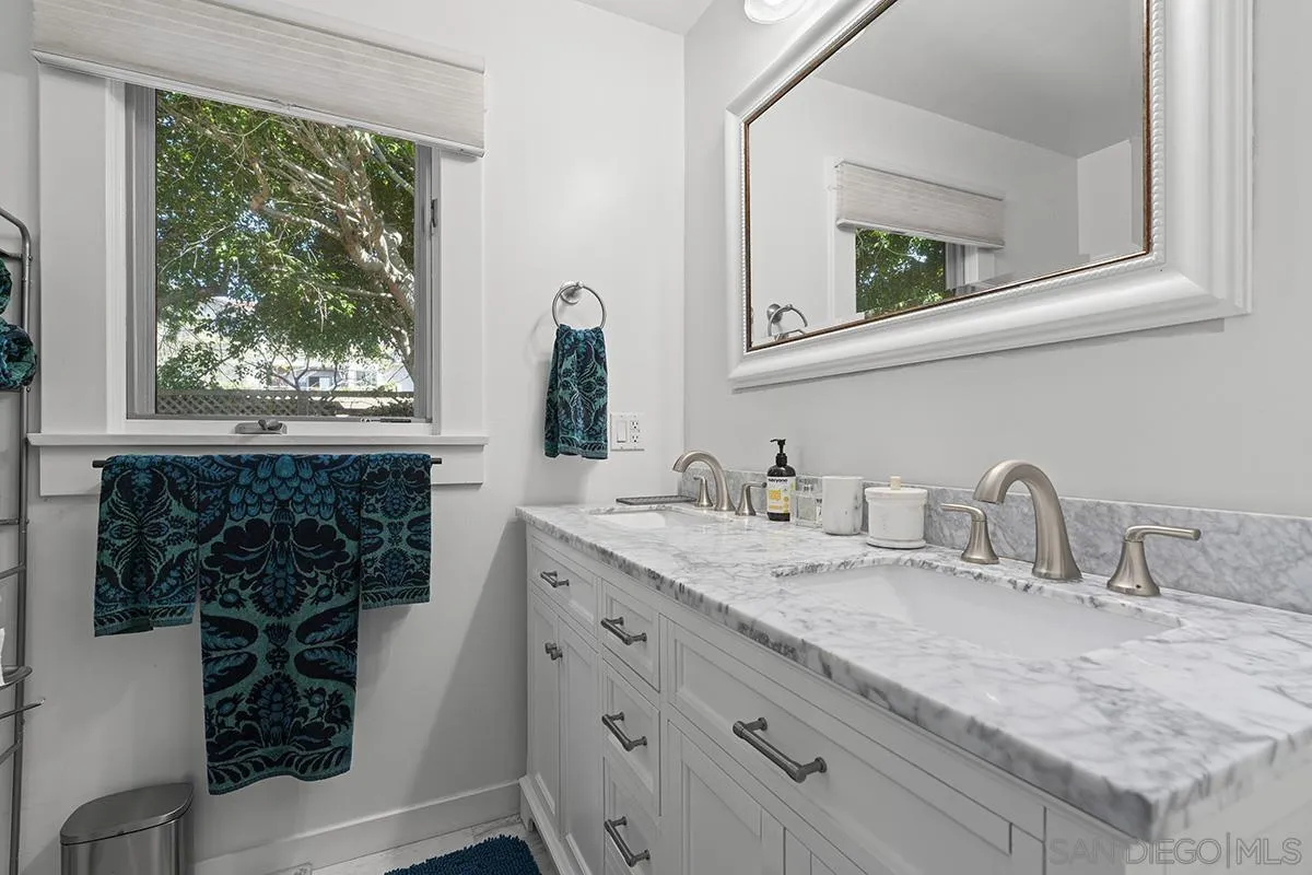 https://cdn.realtyfeed.com/cdn/127/260005126/8315763d6f6eecd86141de02e3996d9b.webp