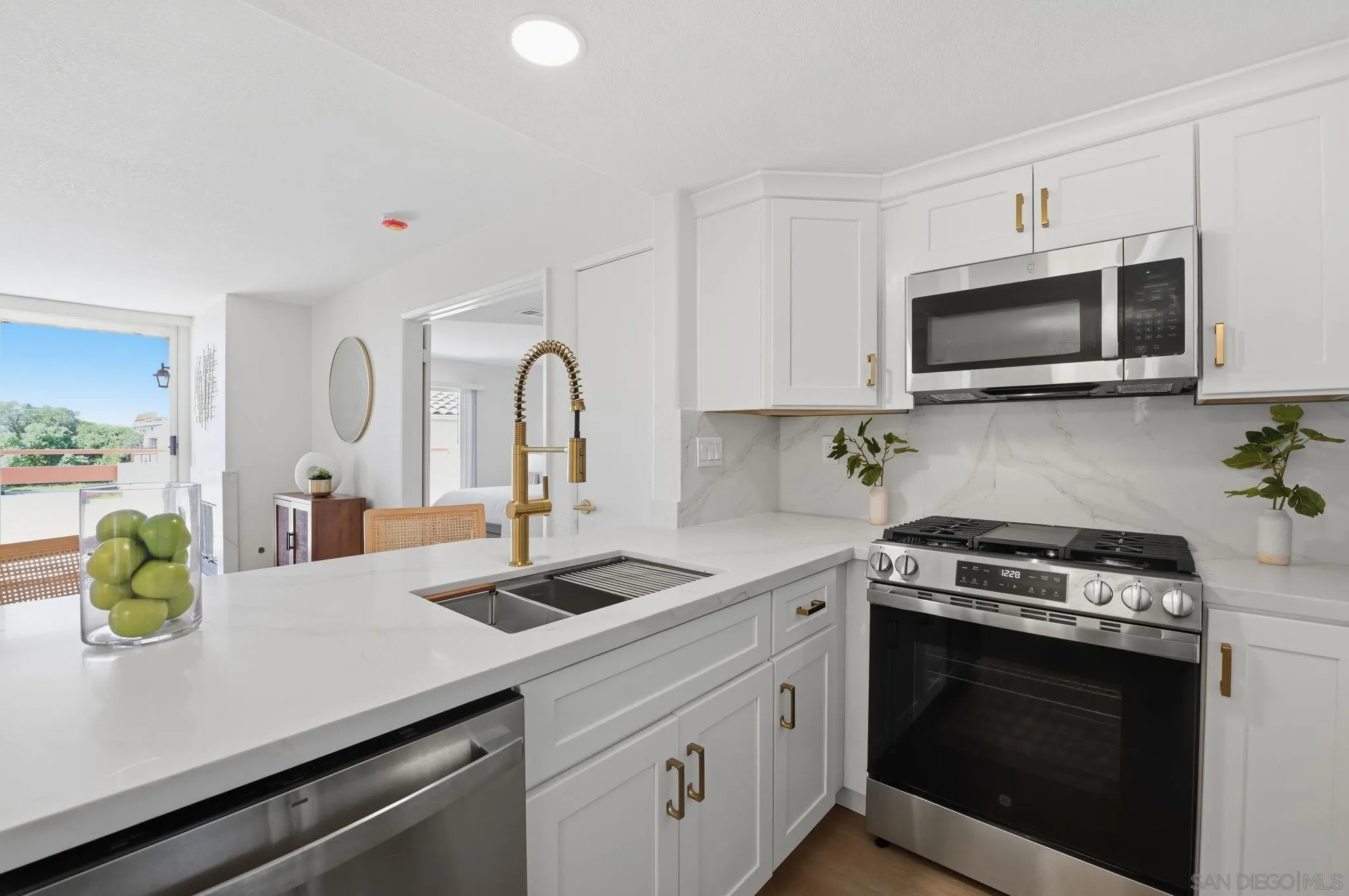 Photo #9: 260005128 Listing: Photo #9