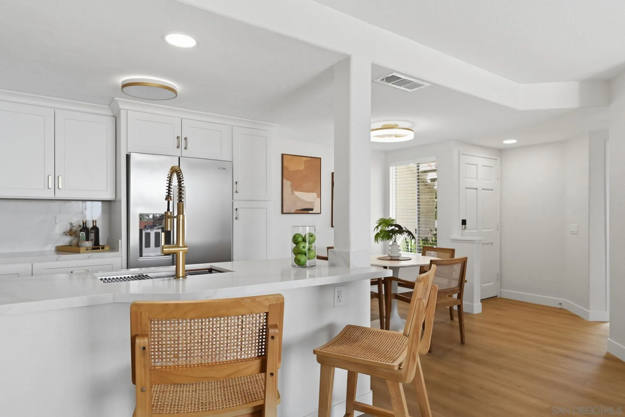 Photo #7: 260005128 Listing: Photo #7
