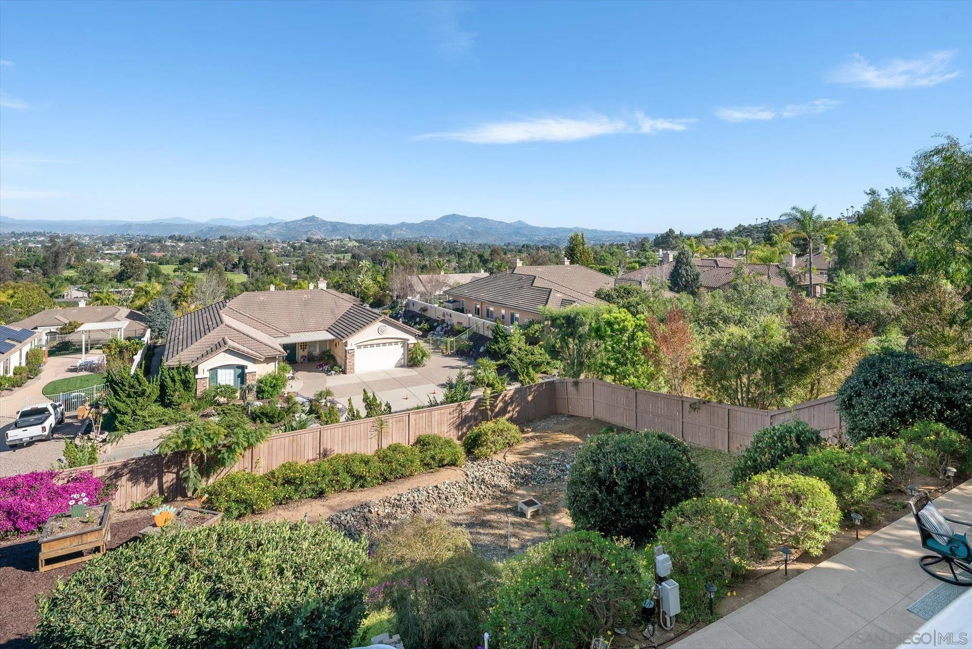https://cdn.realtyfeed.com/cdn/127/260005133/17b12cefda8b6488e8b5678ad88cb232.webp