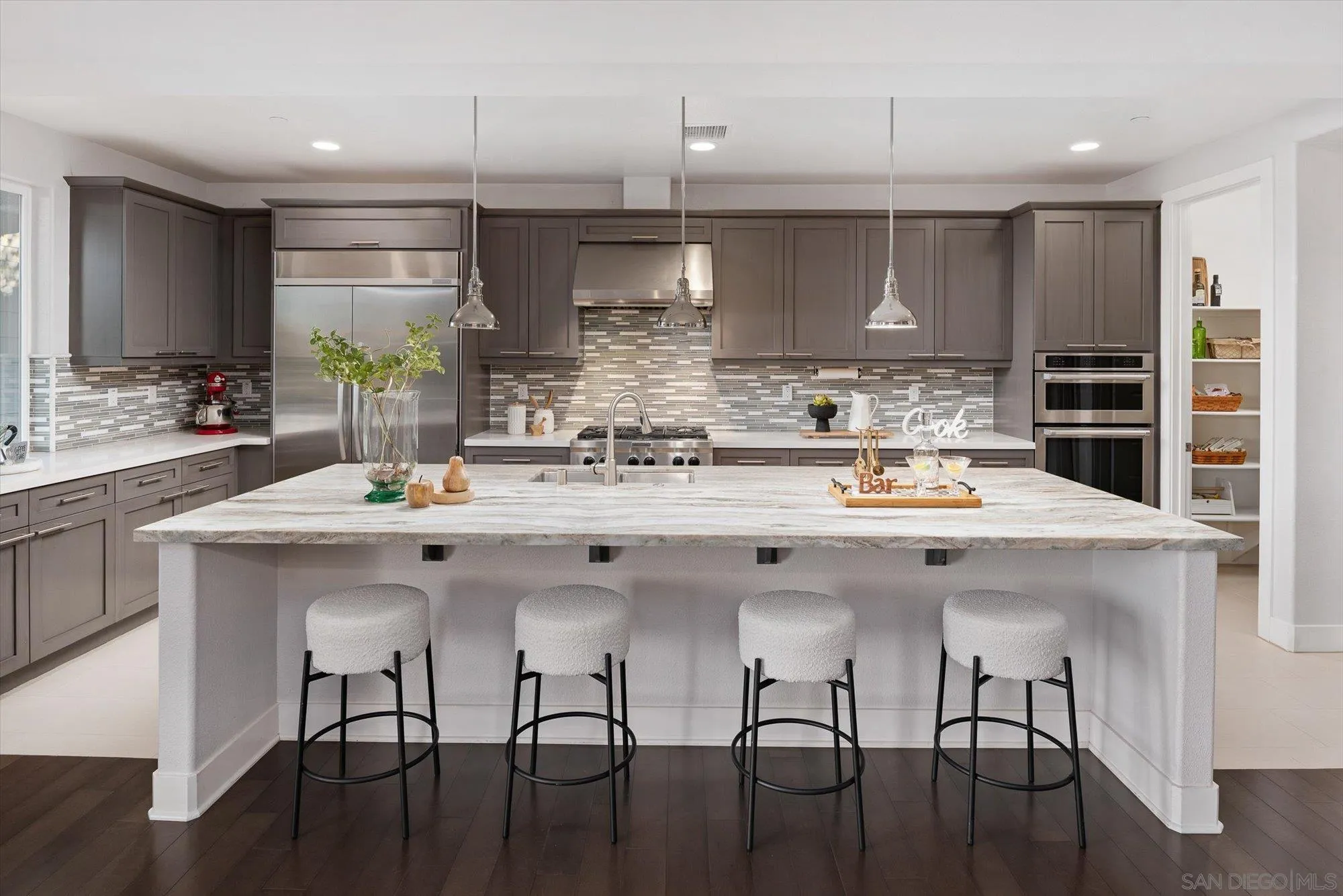 https://cdn.realtyfeed.com/cdn/127/260005133/3c43bd7352753a5a07f4c00327fa77c9.webp