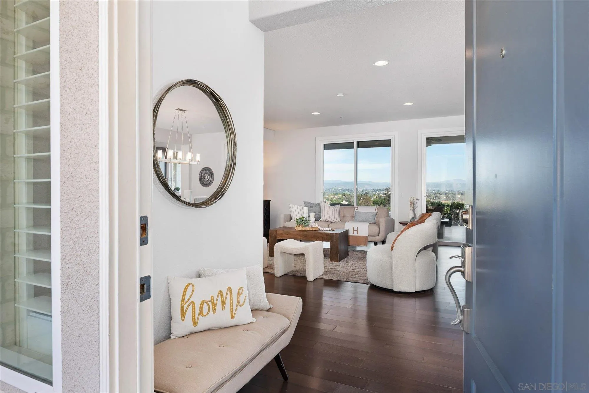 https://cdn.realtyfeed.com/cdn/127/260005133/70933ee3bc3ca0081b7a40977ad5590d.webp