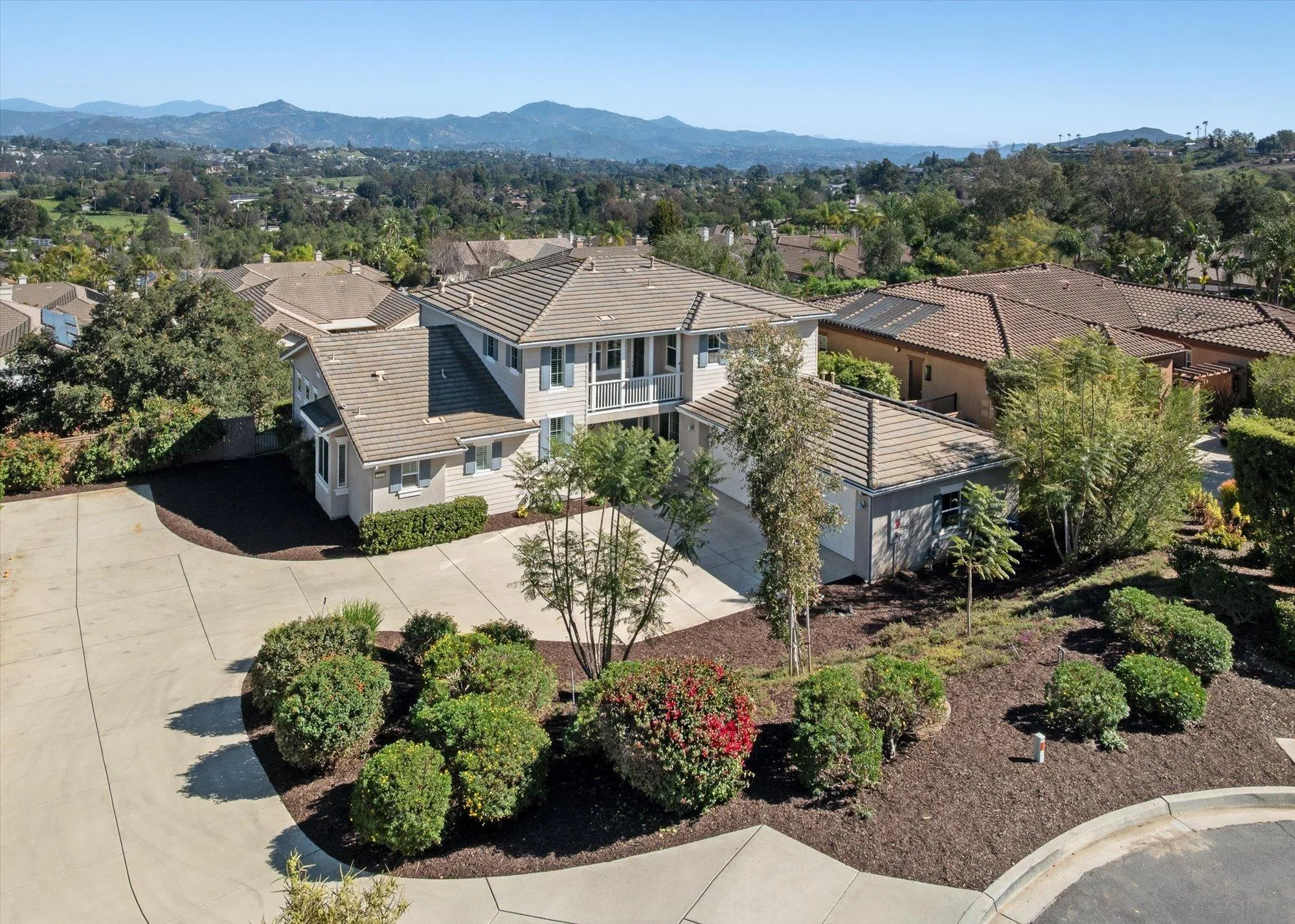 https://cdn.realtyfeed.com/cdn/127/260005133/9b45031c02cf4946225cae074b559835.webp