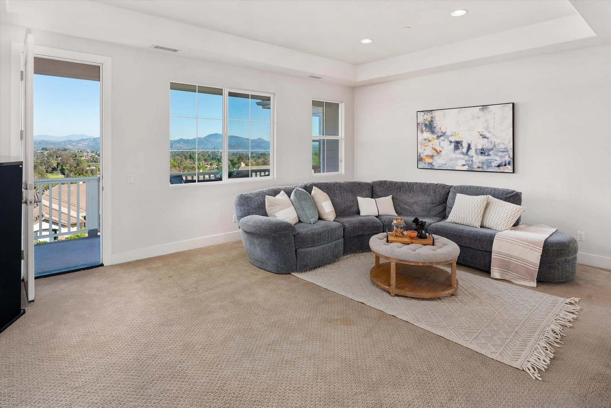 https://cdn.realtyfeed.com/cdn/127/260005133/e07063830f108c16e7f4365af4bff363.webp