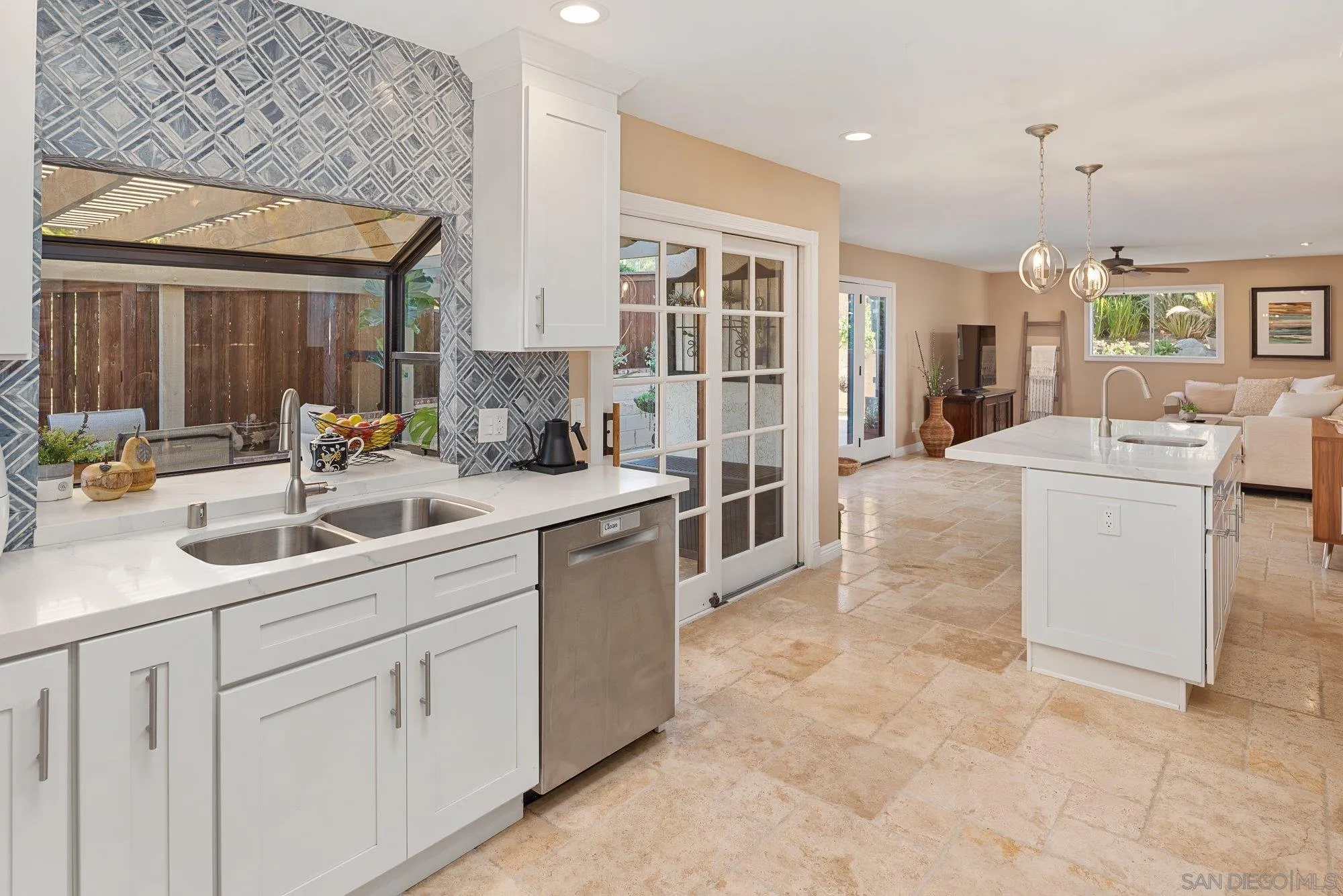 https://cdn.realtyfeed.com/cdn/127/260005134/3e5f28058db2e66470b2fec61fda6837.webp