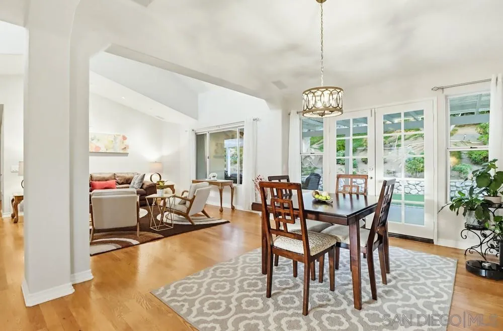 https://cdn.realtyfeed.com/cdn/127/260005136/44e6524d3461ddb60d3102c931d73807.webp