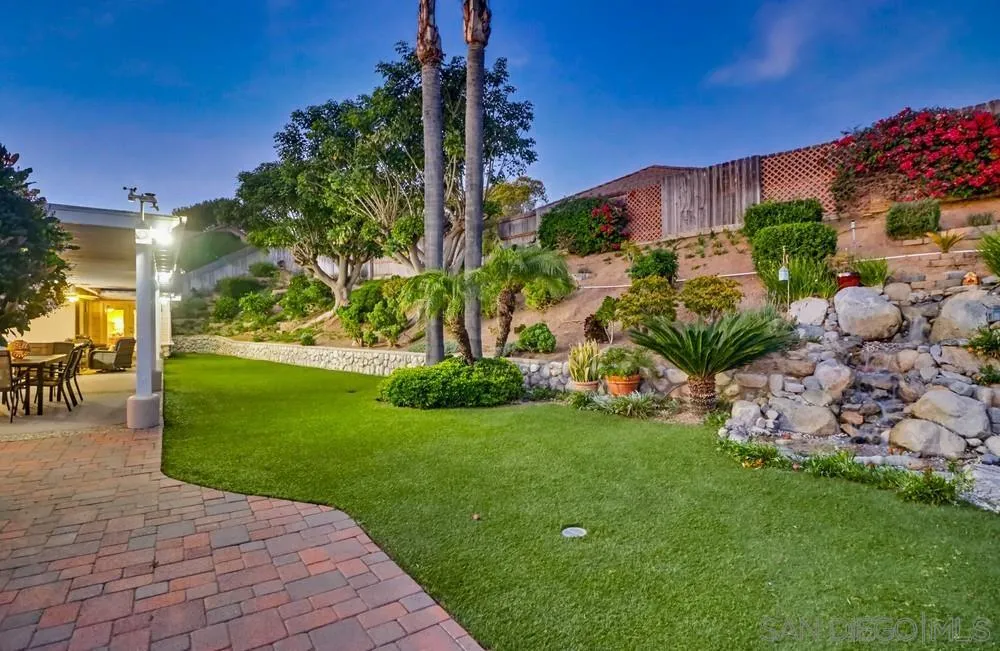 https://cdn.realtyfeed.com/cdn/127/260005136/59c34876001e058e25a6c4bf40f88ebd.webp