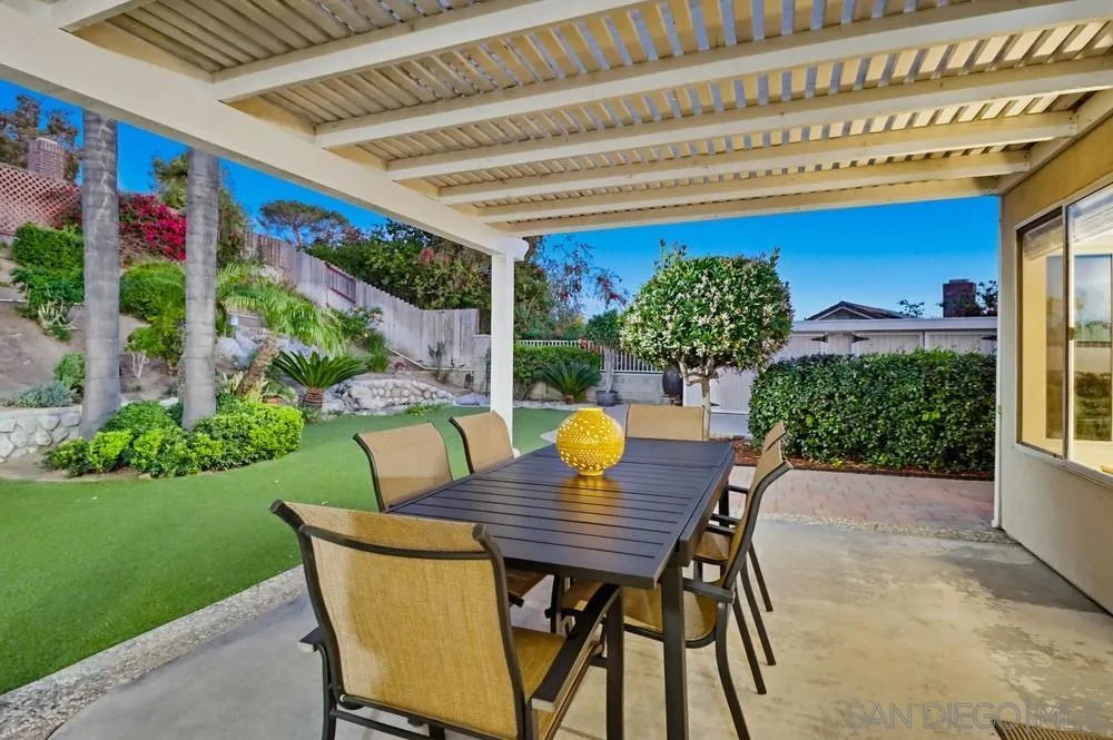 https://cdn.realtyfeed.com/cdn/127/260005136/a218f038fa7500508a3478306e0f1937.webp