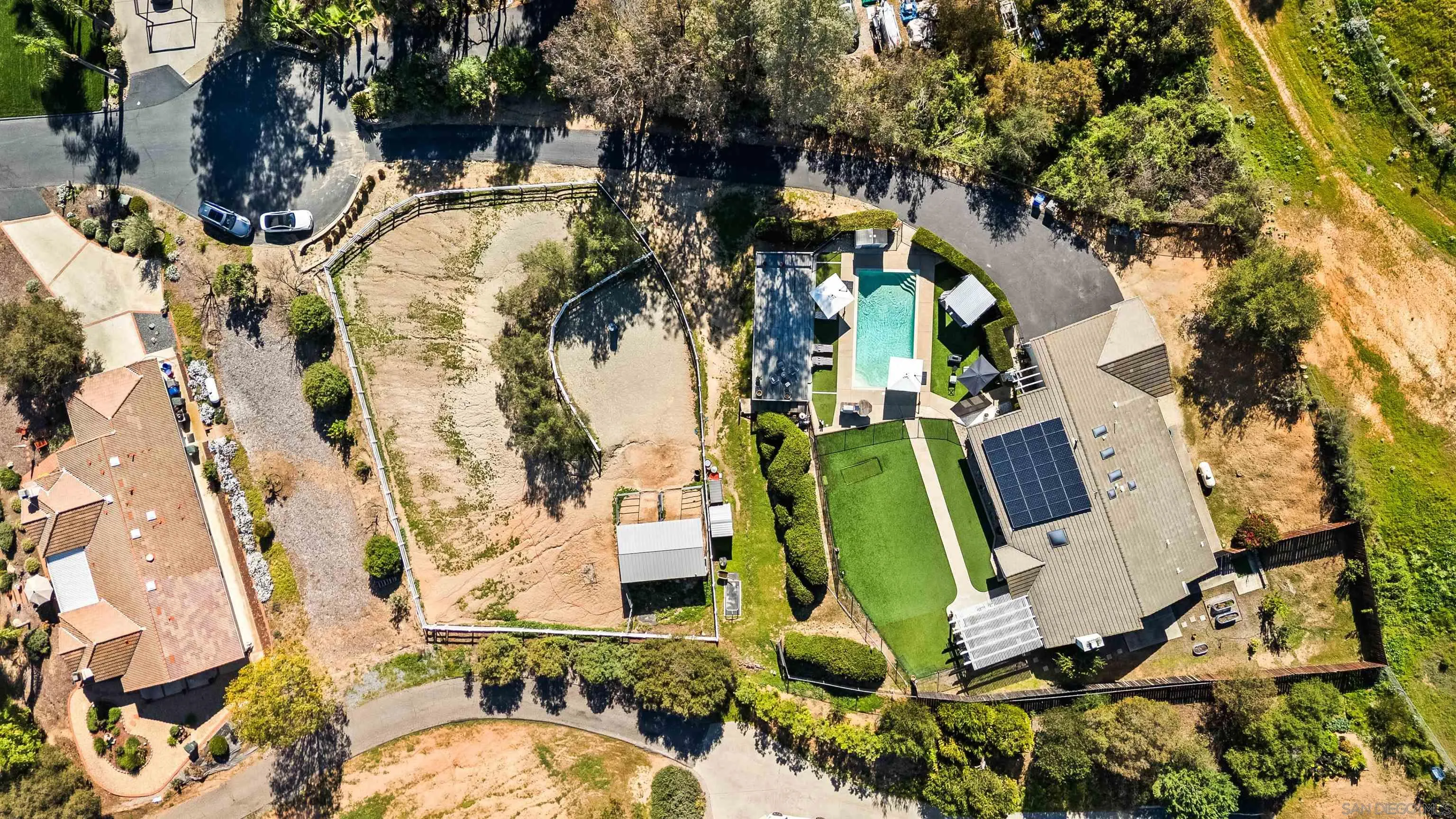 https://cdn.realtyfeed.com/cdn/127/260005137/6763c259e069eb0cad62189188f3b748.webp