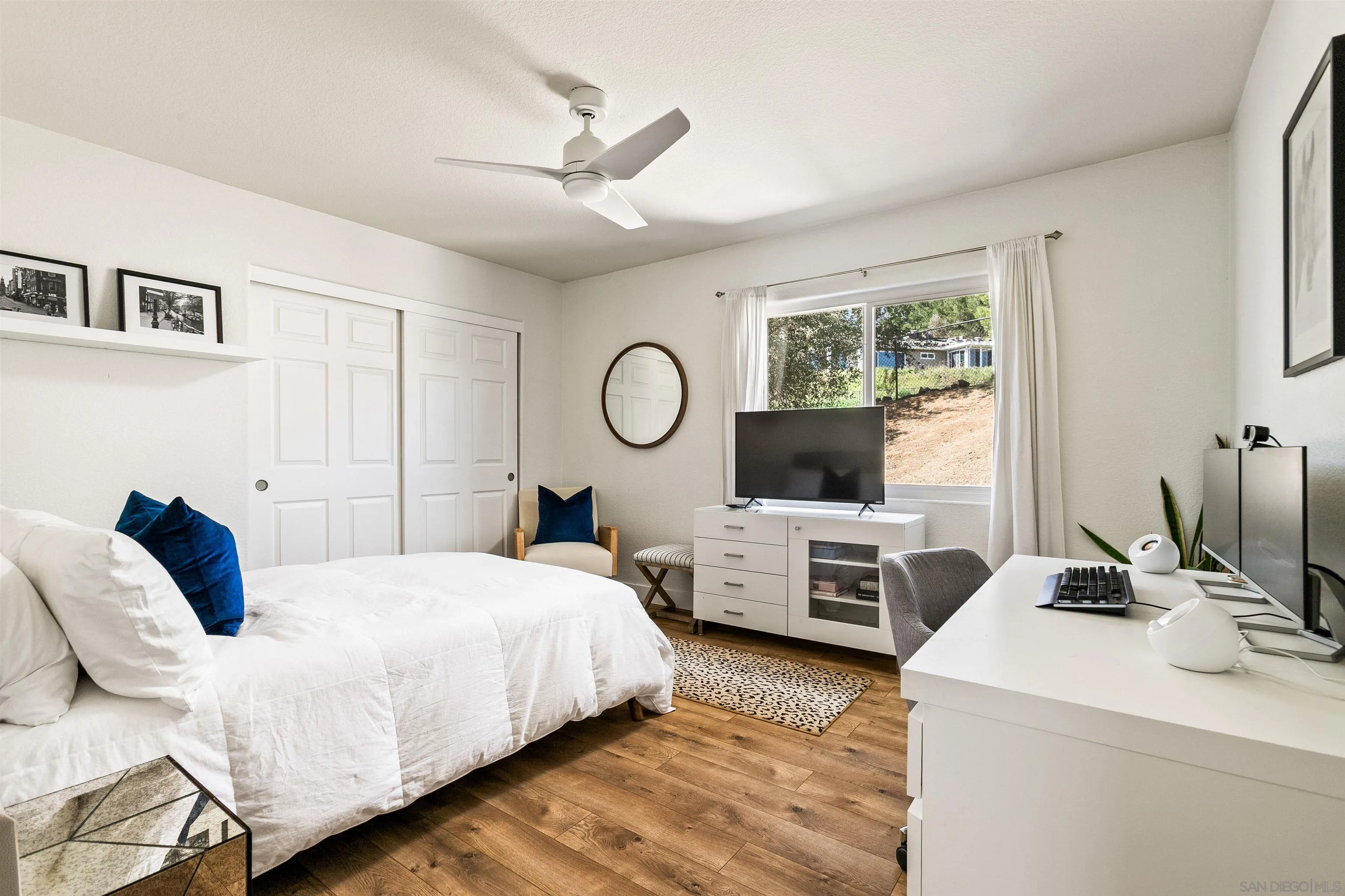https://cdn.realtyfeed.com/cdn/127/260005137/69e5ff17ac56815d69b196630458dae3.webp