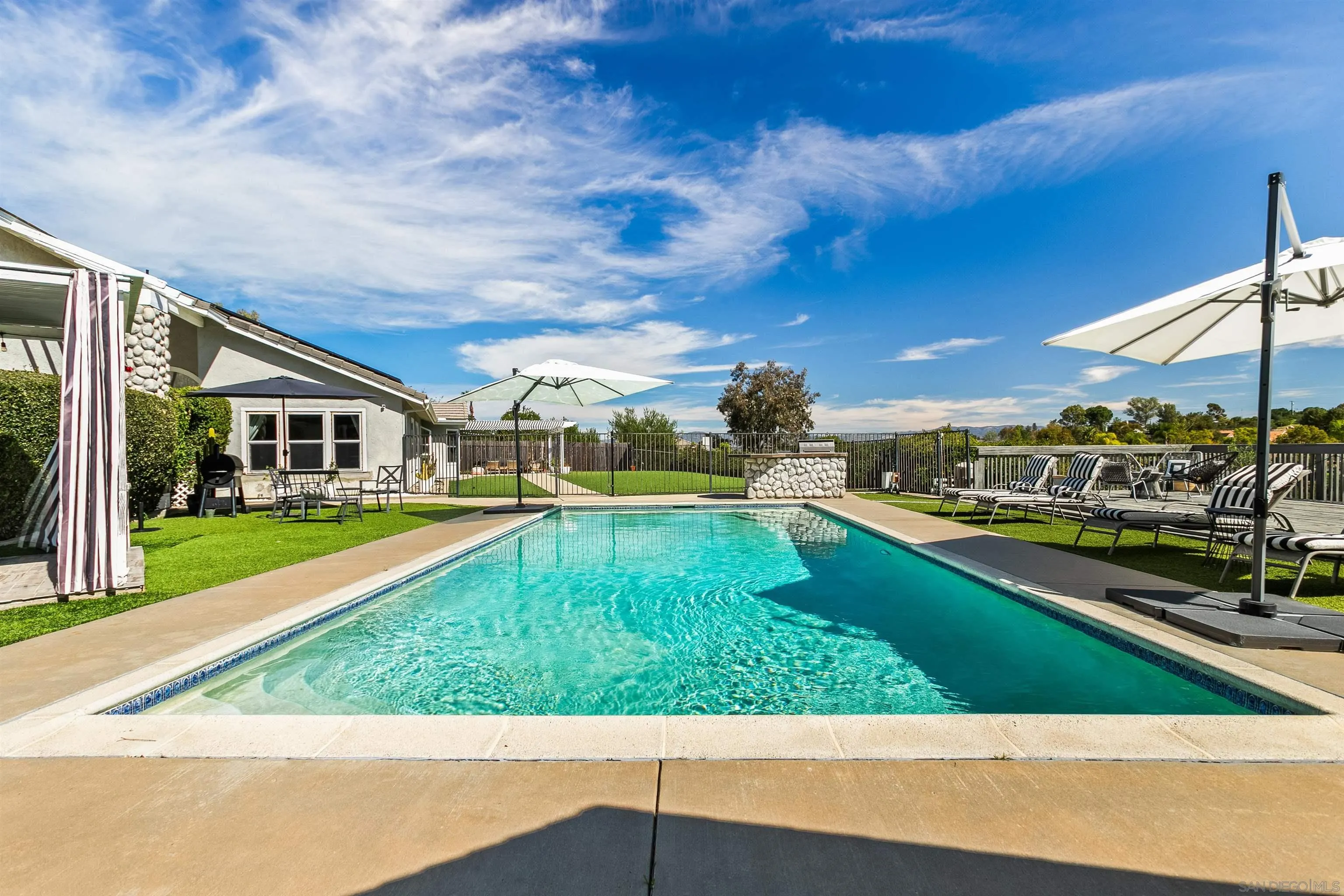 https://cdn.realtyfeed.com/cdn/127/260005137/870592187723ad0e0ac01376b2dfad3e.webp