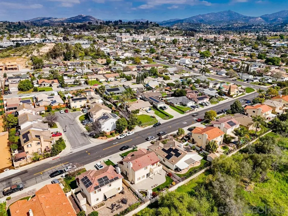 https://cdn.realtyfeed.com/cdn/127/260005141/3a61744fe7a0d235c9498a00901f96f6.webp