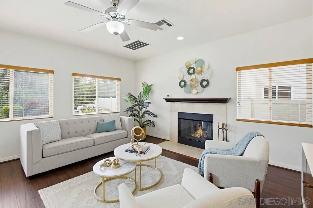 https://cdn.realtyfeed.com/cdn/127/260005141/49888bc662f3735a0dca3f178e8beb3f.webp