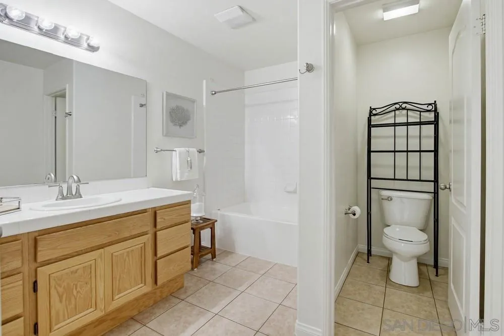 https://cdn.realtyfeed.com/cdn/127/260005141/57e240f6b0e319f2f941fa886428b8d0.webp