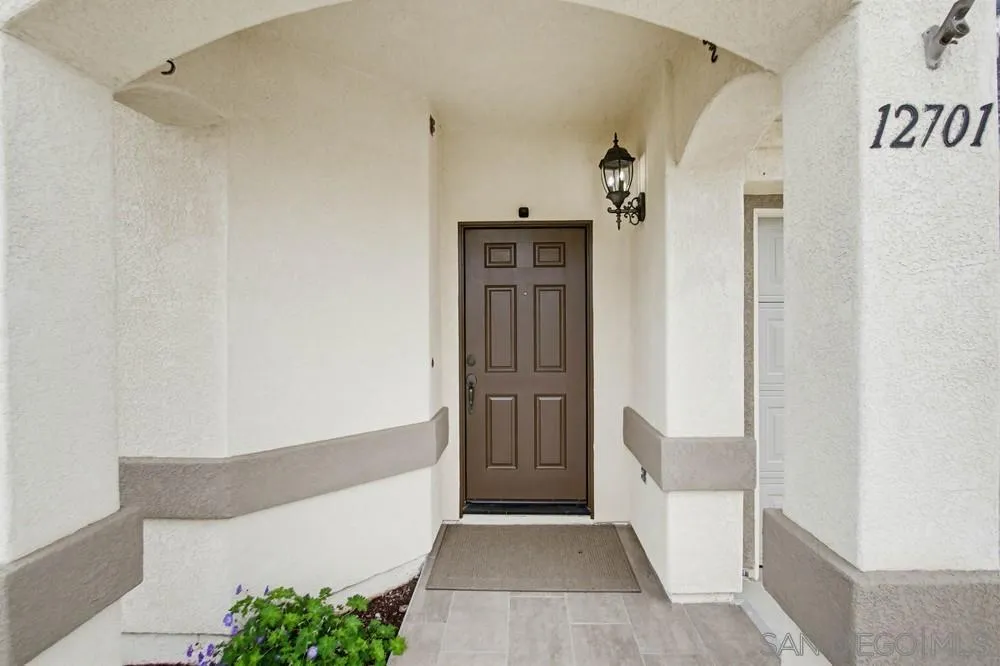 https://cdn.realtyfeed.com/cdn/127/260005141/796a76b2d58e7b0e75af54a2a0478e13.webp