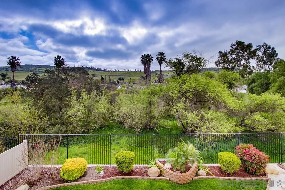 https://cdn.realtyfeed.com/cdn/127/260005141/b889a0faa796198ca77e5e70966c3f22.webp