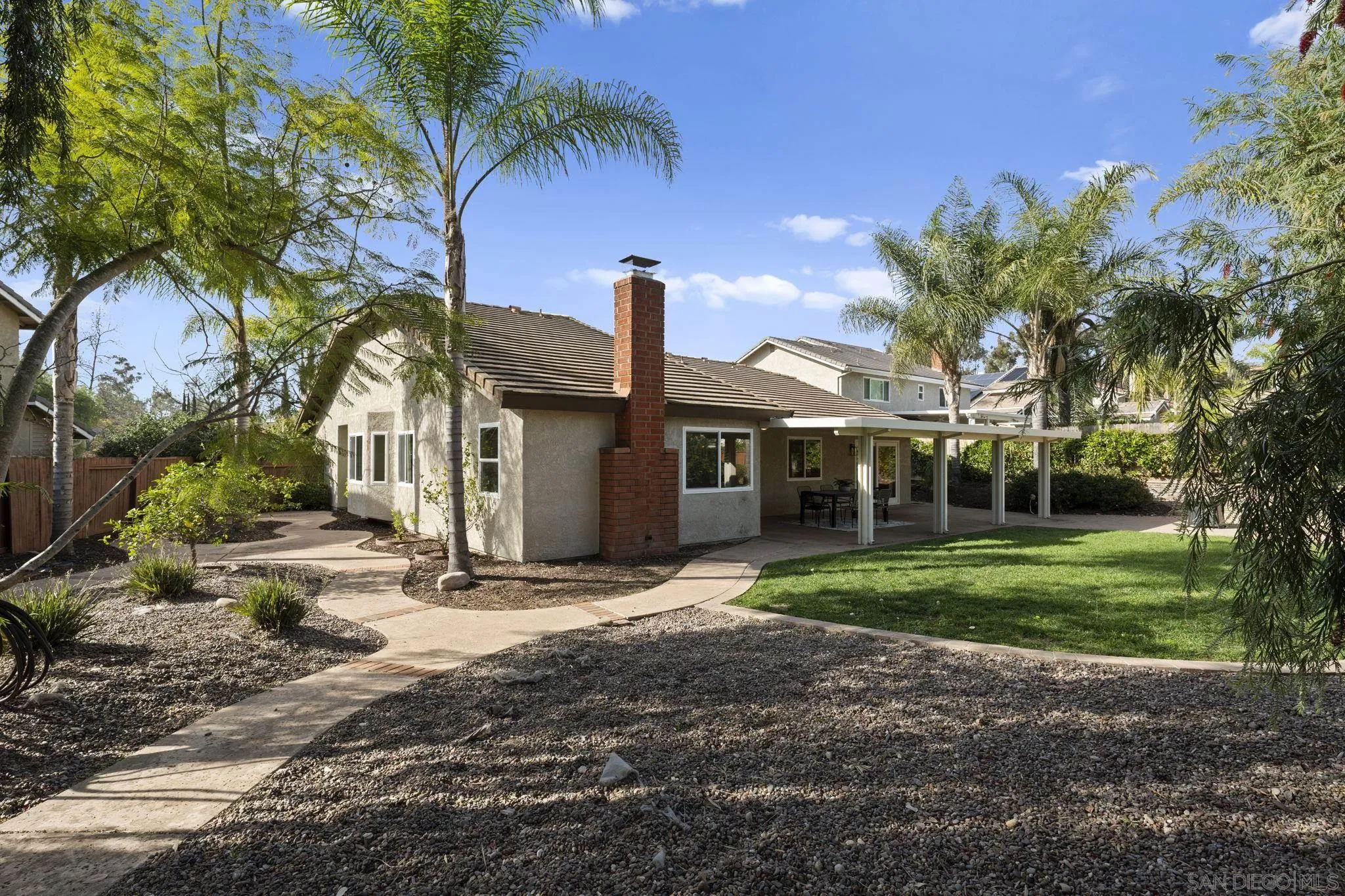 https://cdn.realtyfeed.com/cdn/127/260005144/b1db34323f223dd3d30fb9c2312360c8.webp