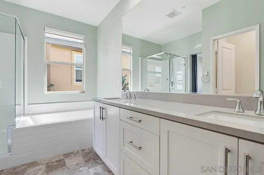 Photo #38: 260005152 Listing: Photo #38