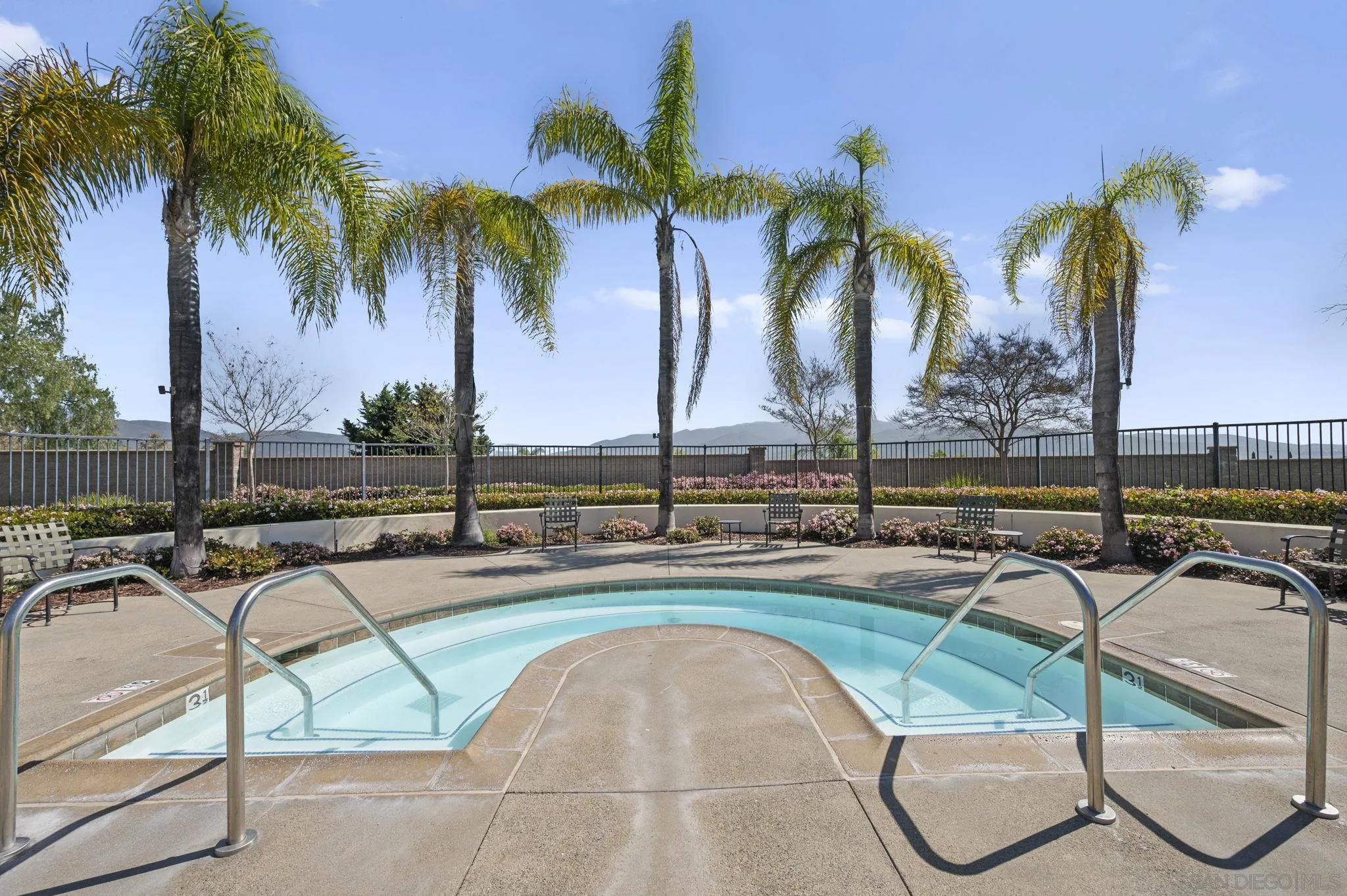 https://cdn.realtyfeed.com/cdn/127/260005157/358679c5262892e4a23ade72ea78b983.webp
