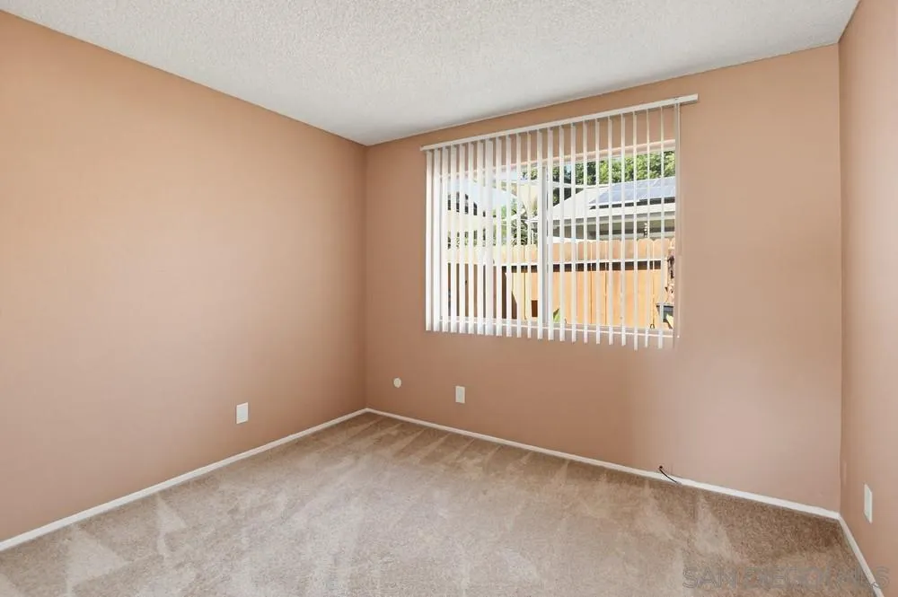 https://cdn.realtyfeed.com/cdn/127/260005161/10743c92876820415083e33519132933.webp