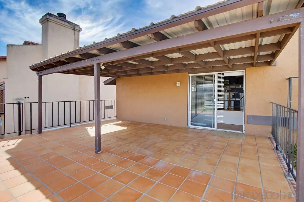 https://cdn.realtyfeed.com/cdn/127/260005161/14fc695c7ecd6dfac05ea9f35d437c41.webp