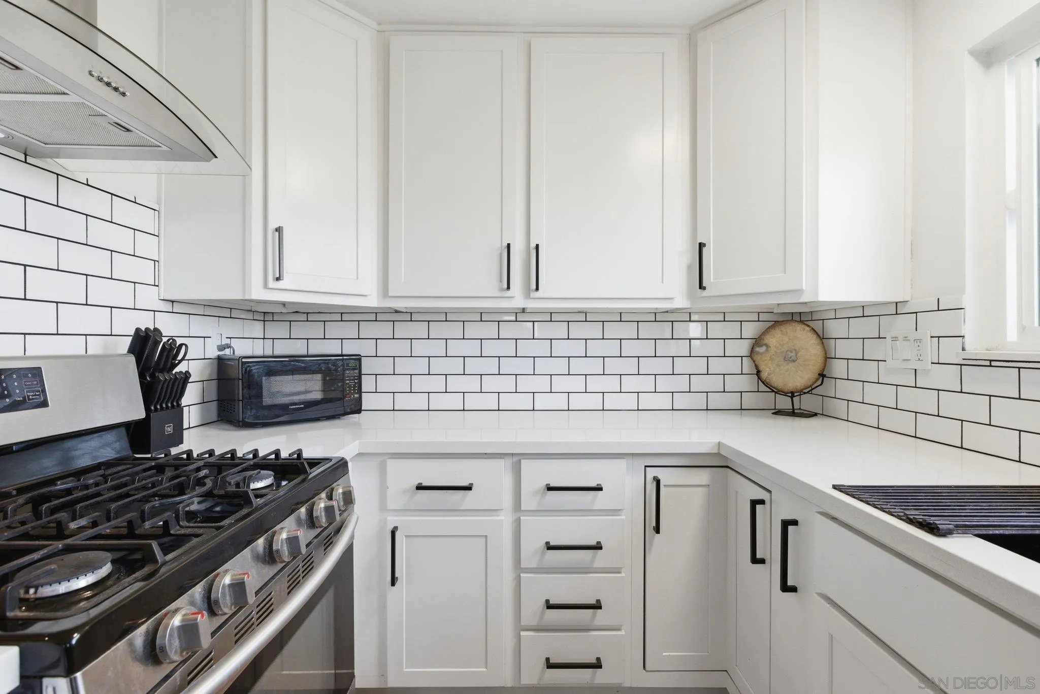 Photo #13: 260005162 Listing: Photo #13