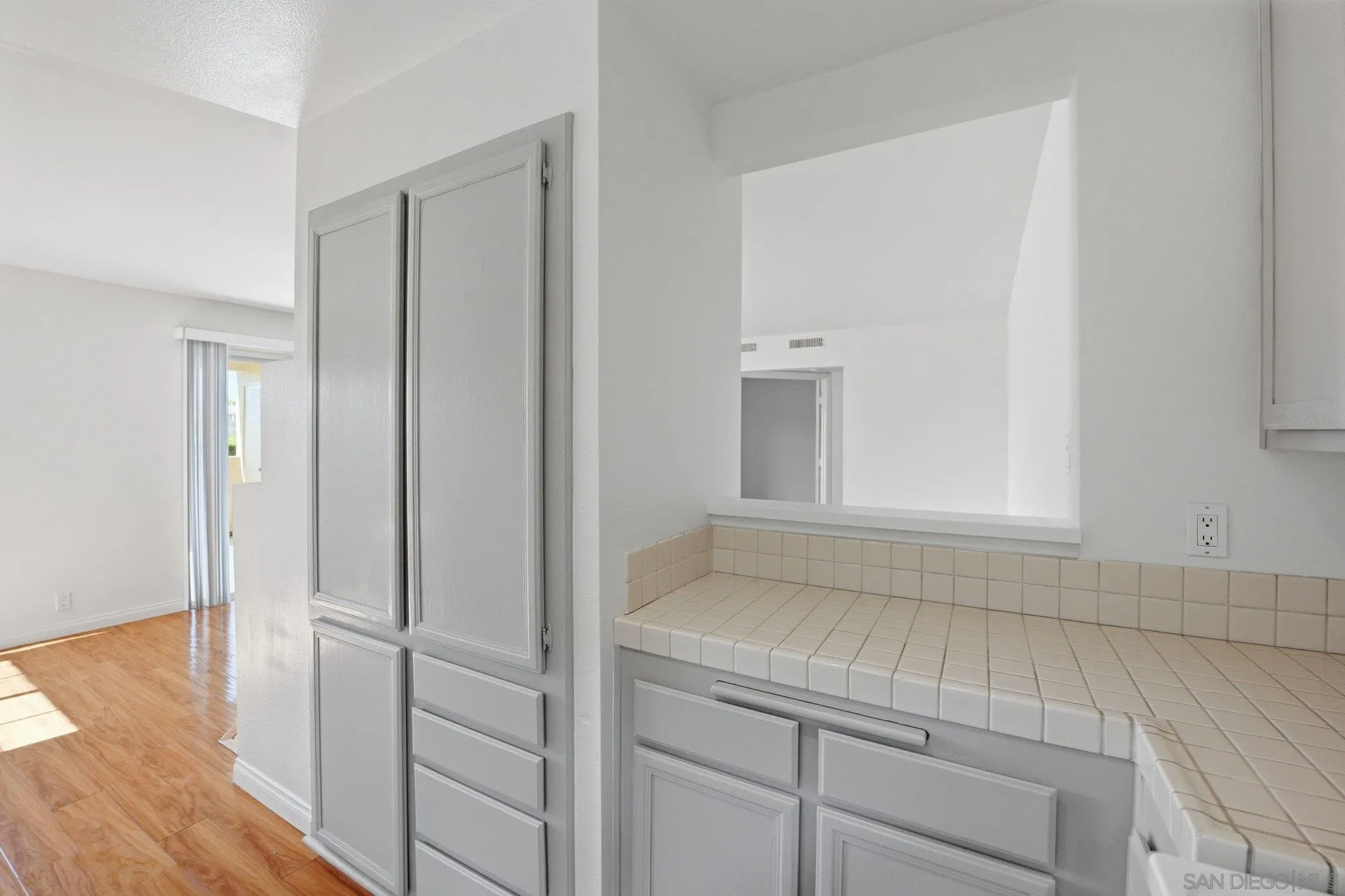 Photo #9: 260005169 Listing: Photo #9