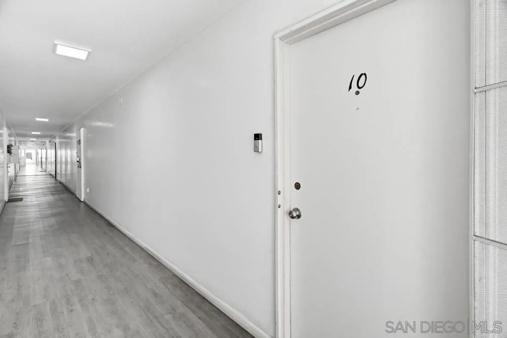 https://cdn.realtyfeed.com/cdn/127/260005172/e5c744b89e74c8dd22bbf814093549a0.webp