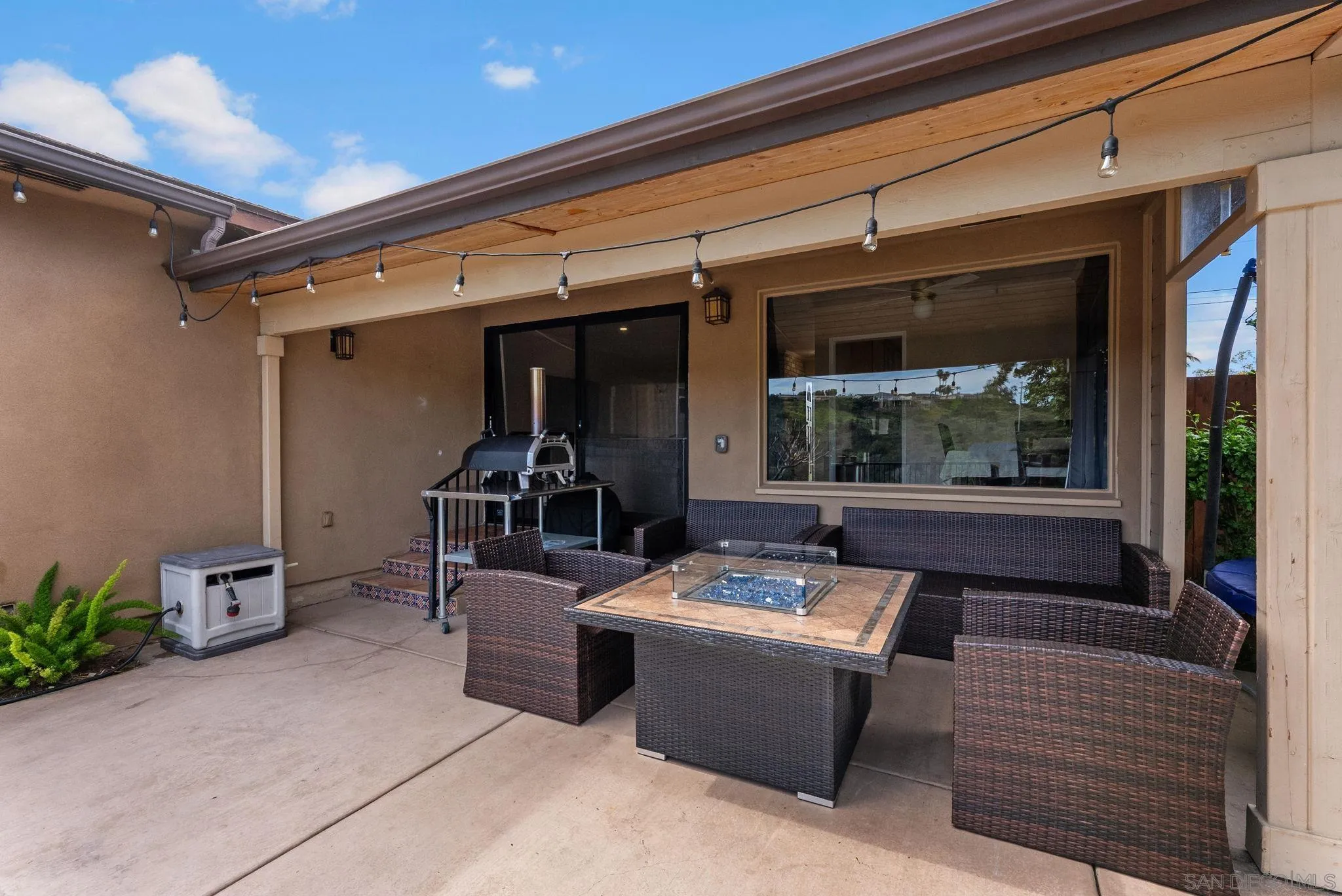 https://cdn.realtyfeed.com/cdn/127/260005178/0c94a322ac88c106664911d4add69c79.webp
