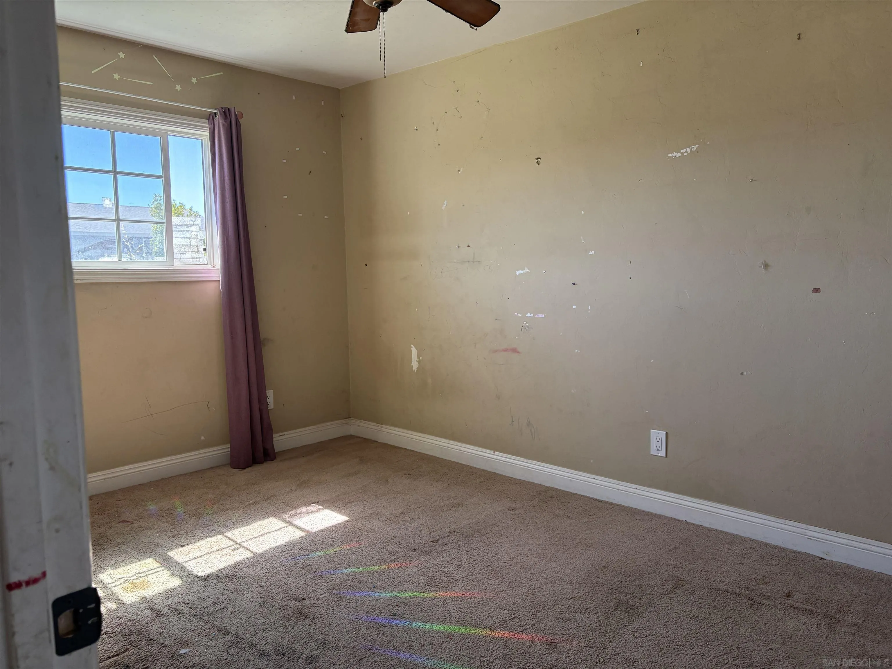 https://cdn.realtyfeed.com/cdn/127/260005179/c101f5bd914e37bc290893cc6ddbe23f.webp