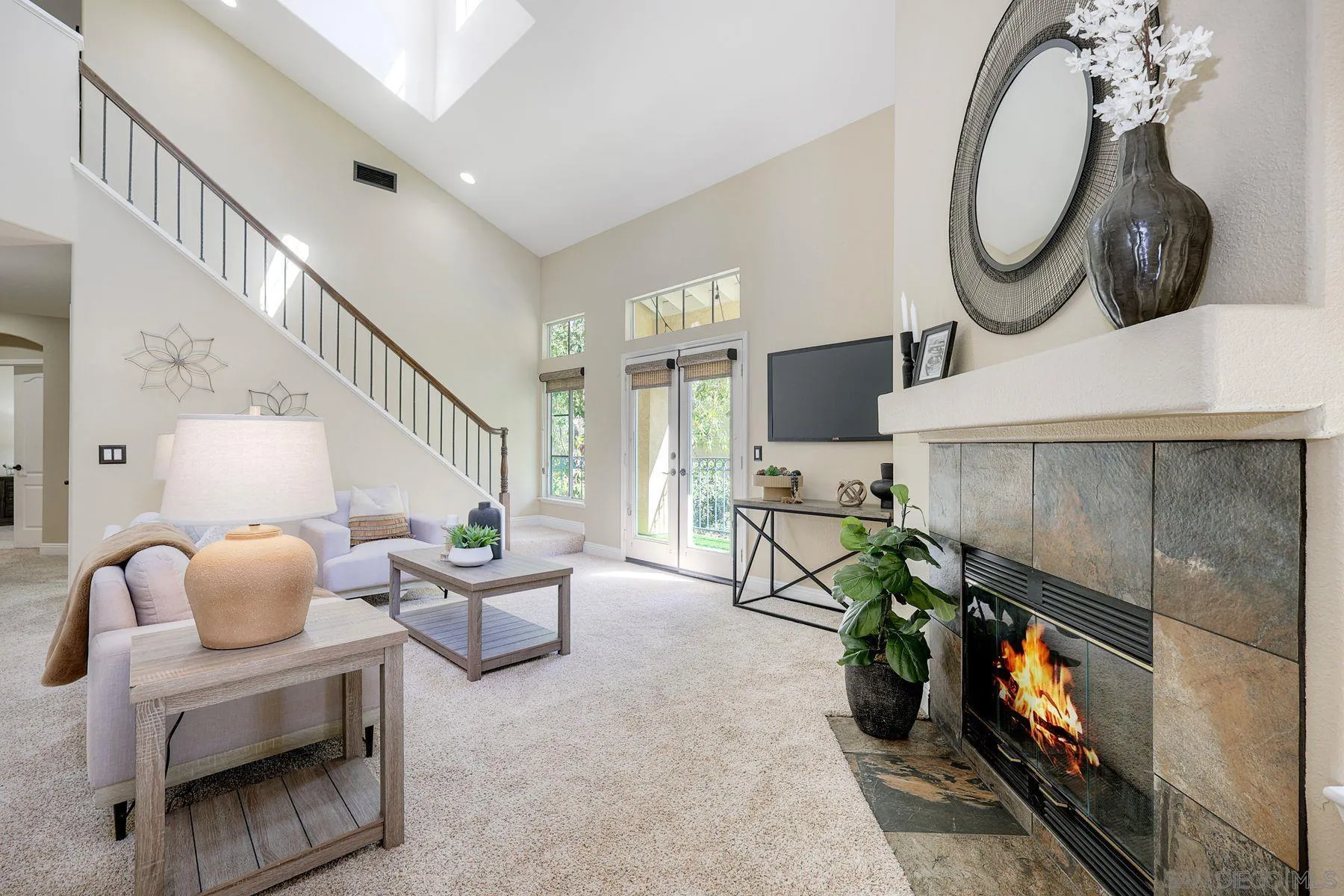 Photo #1: 260005189 Listing: Photo #1