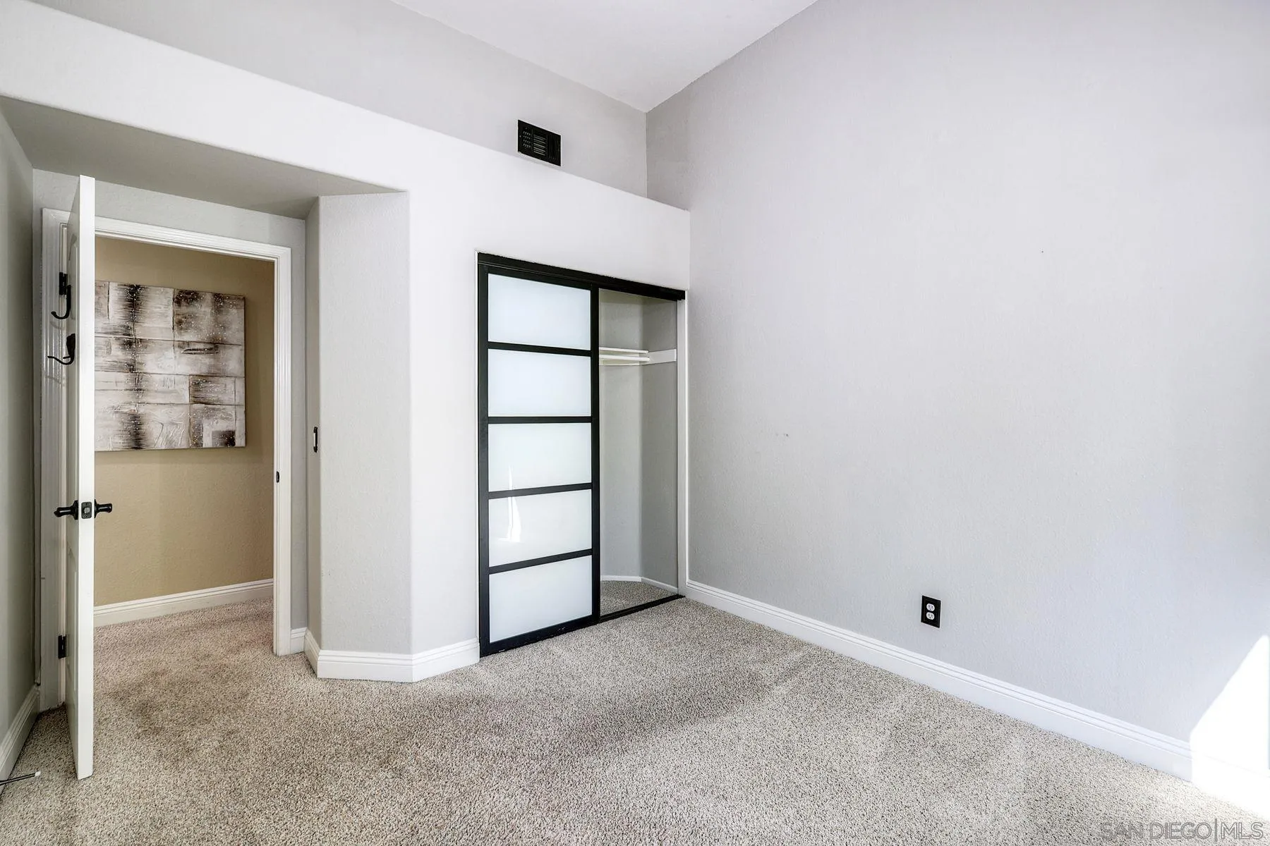Photo #21: 260005189 Listing: Photo #21