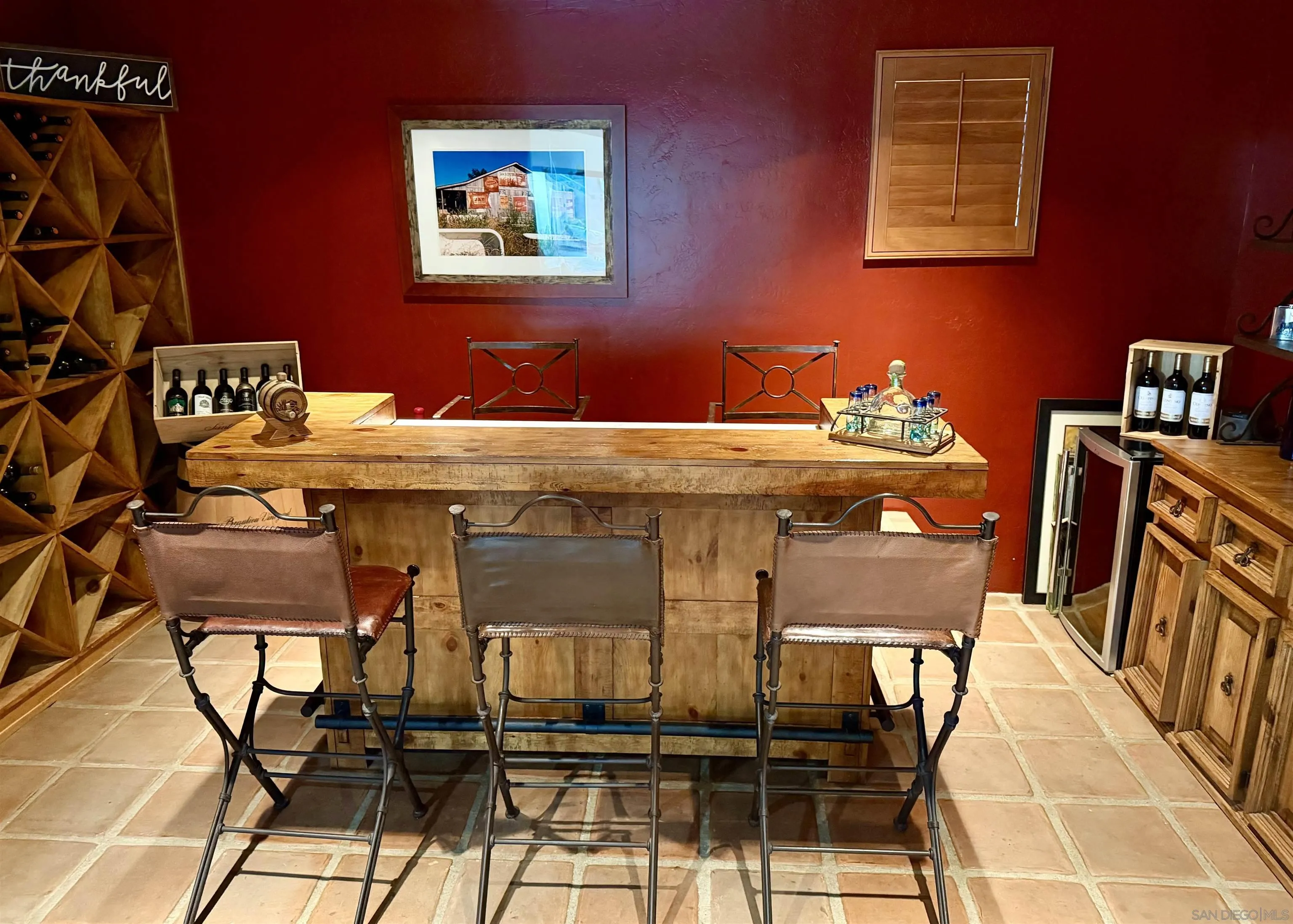 https://cdn.realtyfeed.com/cdn/127/260005197/9c1797bcbf2882fc11662ccbf7449363.webp