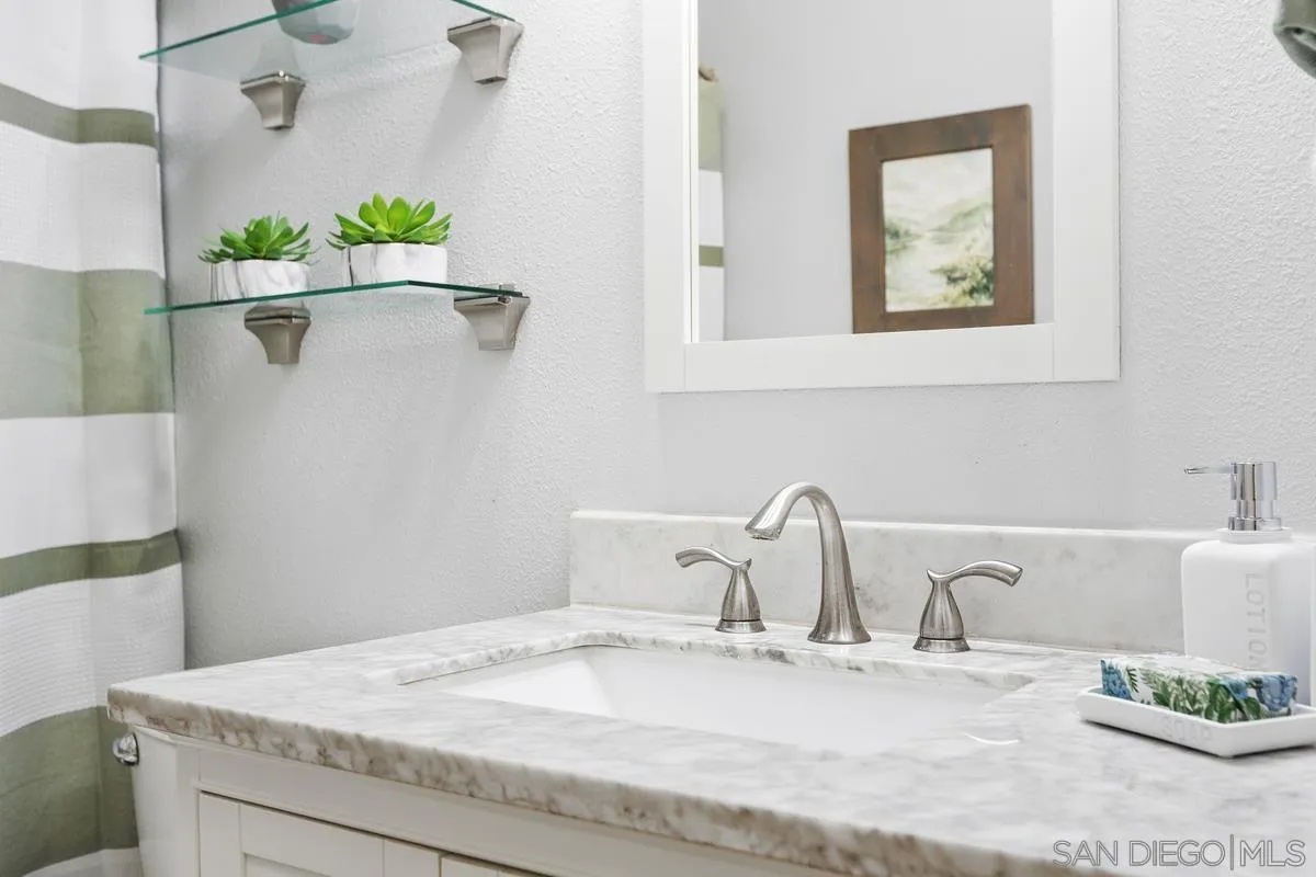 Photo #20: 260005200 Listing: Photo #20