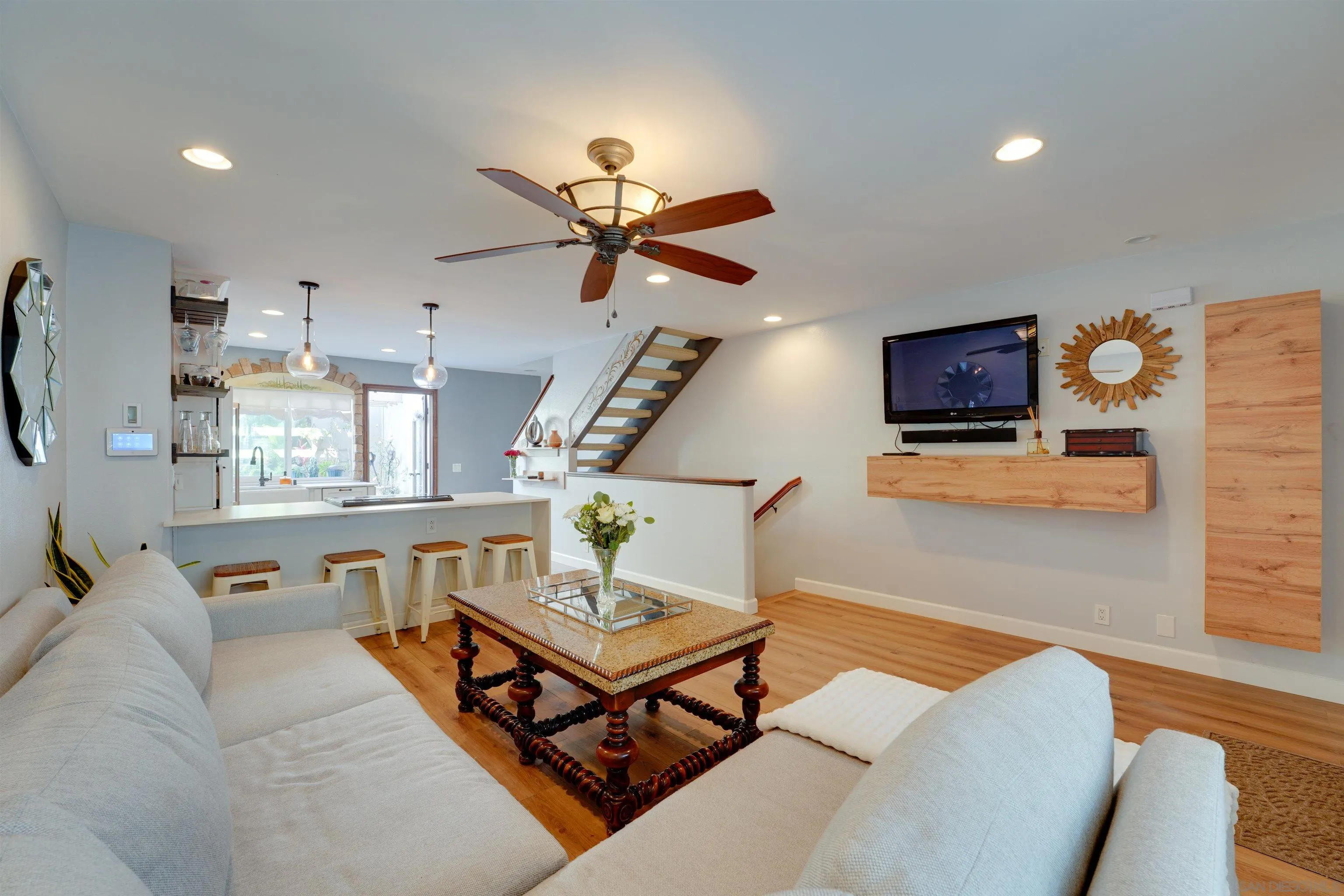 Photo #4: 260005204 Listing: Photo #4