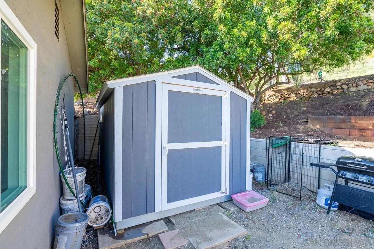 https://cdn.realtyfeed.com/cdn/127/260005205/0de8eedccc7521199633963ac940ad0e.webp