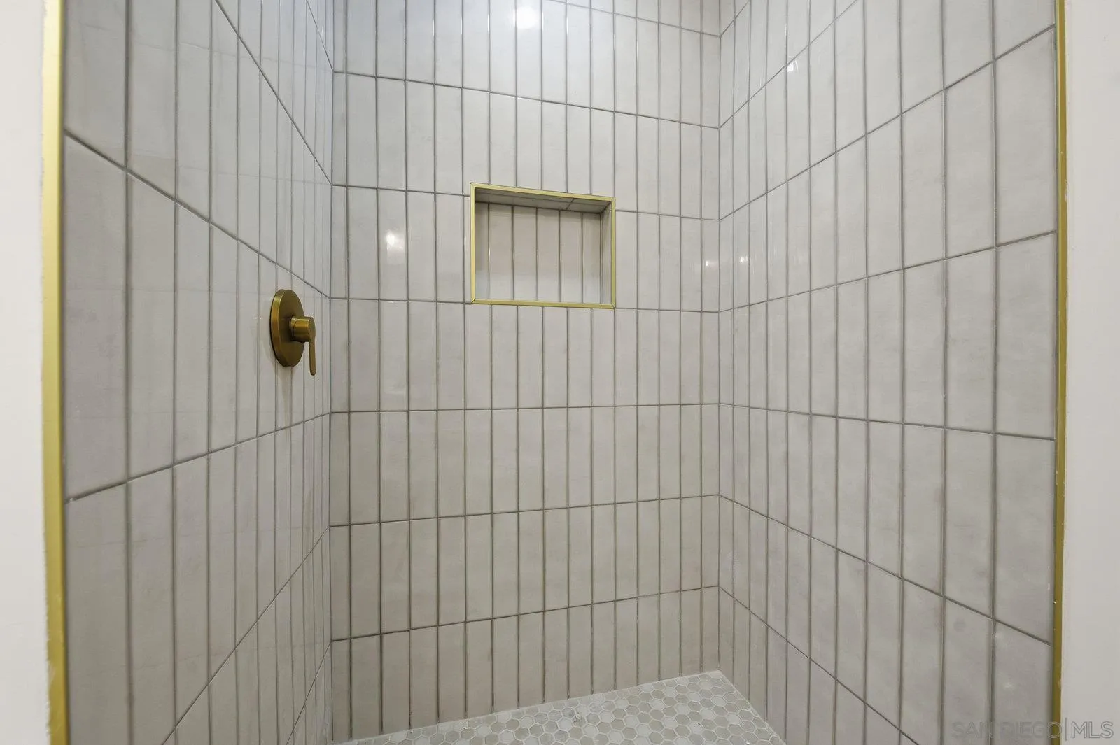 Photo #14: 260005207 Listing: Photo #14
