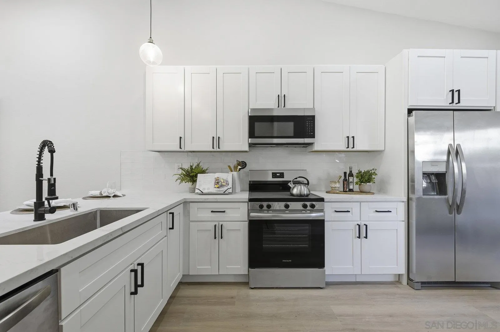 Photo #9: 260005207 Listing: Photo #9