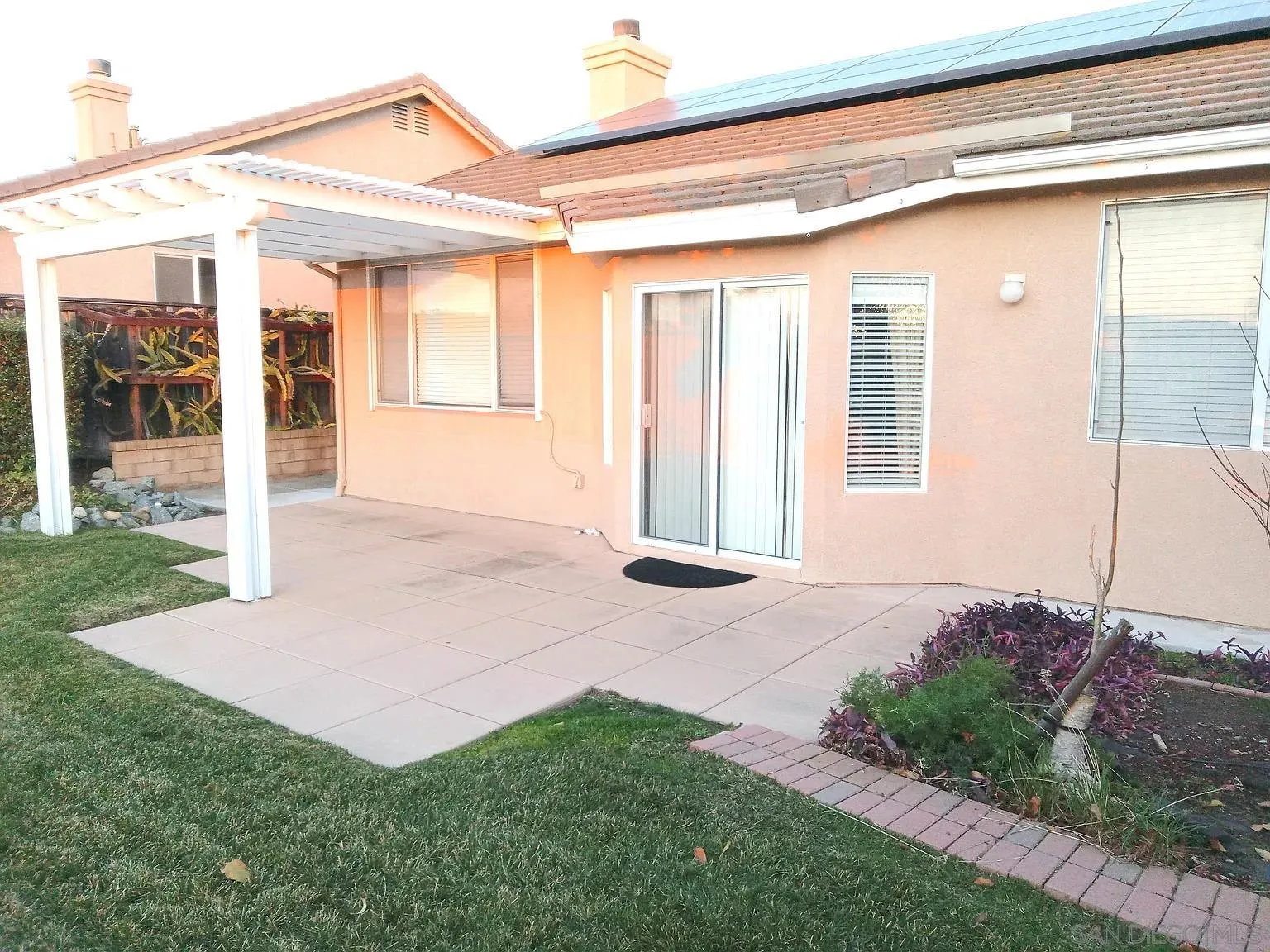 https://cdn.realtyfeed.com/cdn/127/260005208/cb2994a0de4478b49b8076c8bde6d754.webp