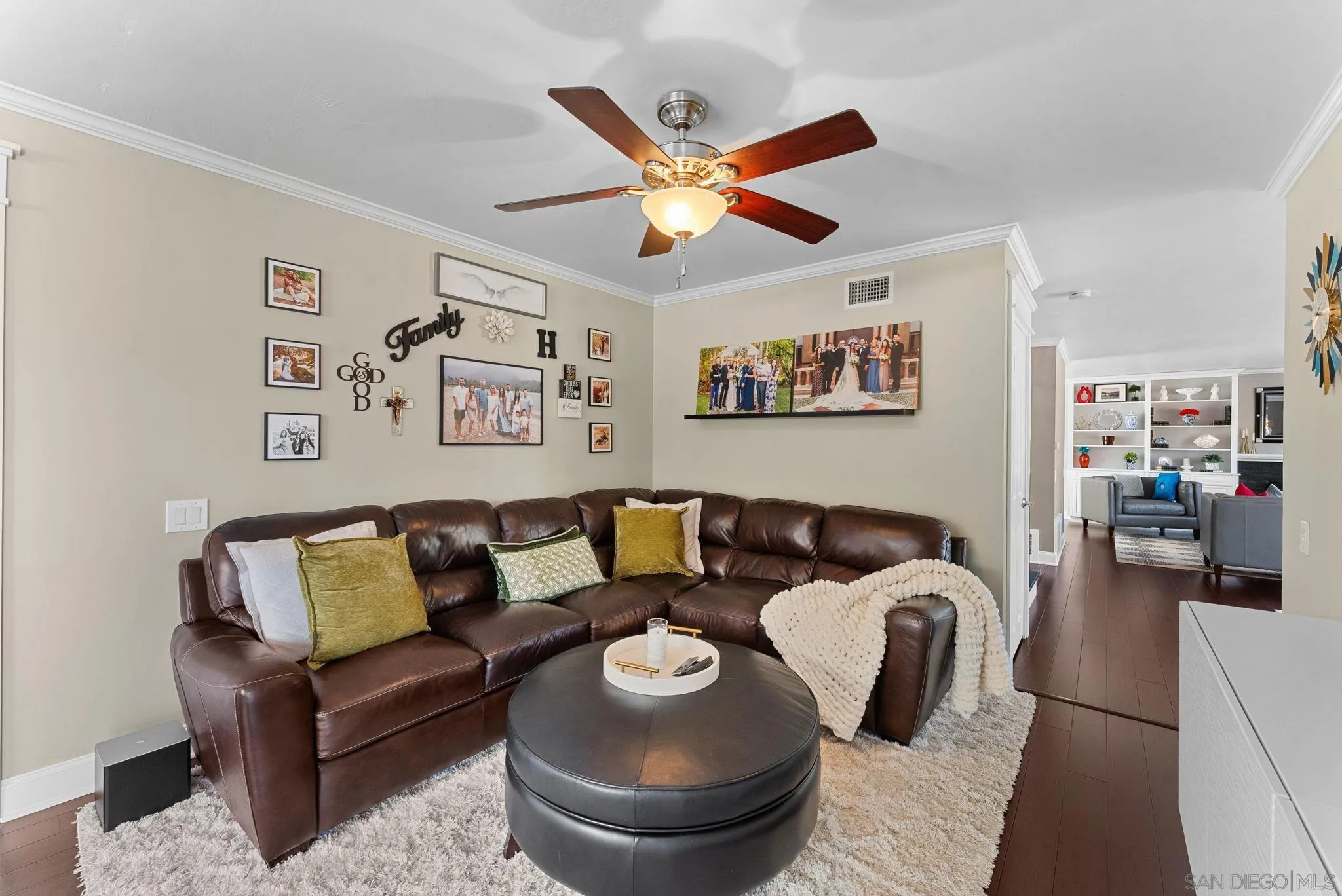 https://cdn.realtyfeed.com/cdn/127/260005210/b1d6c52a1bb0e67e95c8370fa696a972.webp