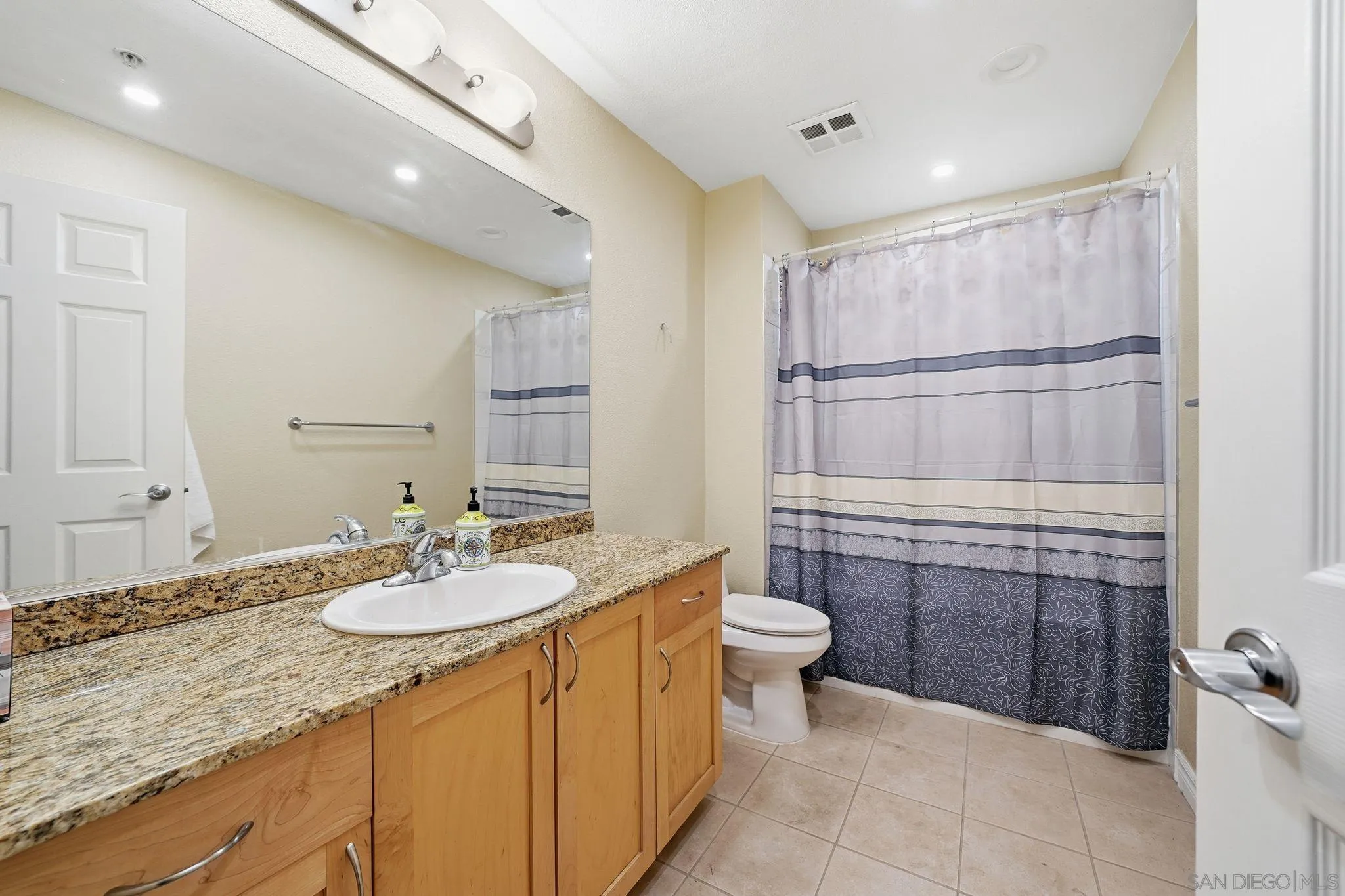 Photo #28: 260005214 Listing: Photo #28