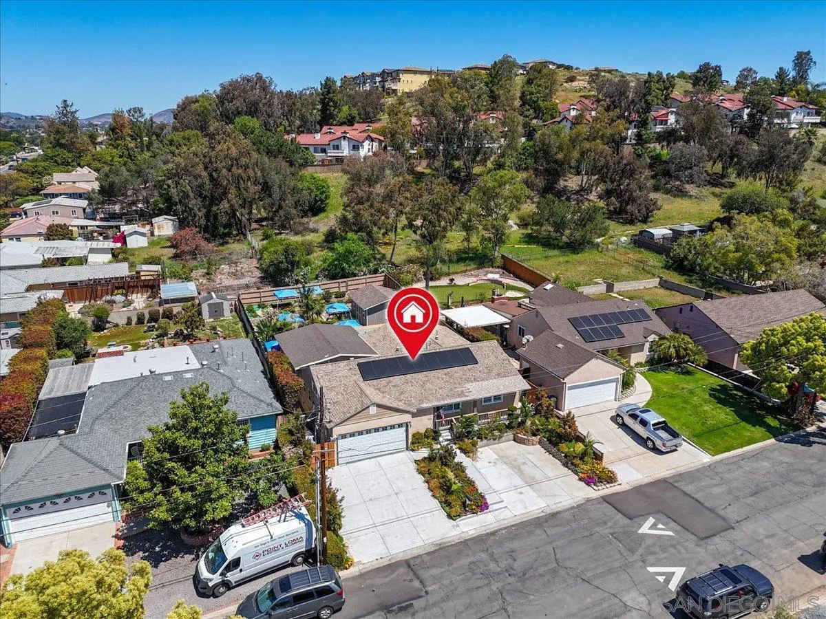 https://cdn.realtyfeed.com/cdn/127/260005217/102e84a136ade40e3dbf817431491651.webp