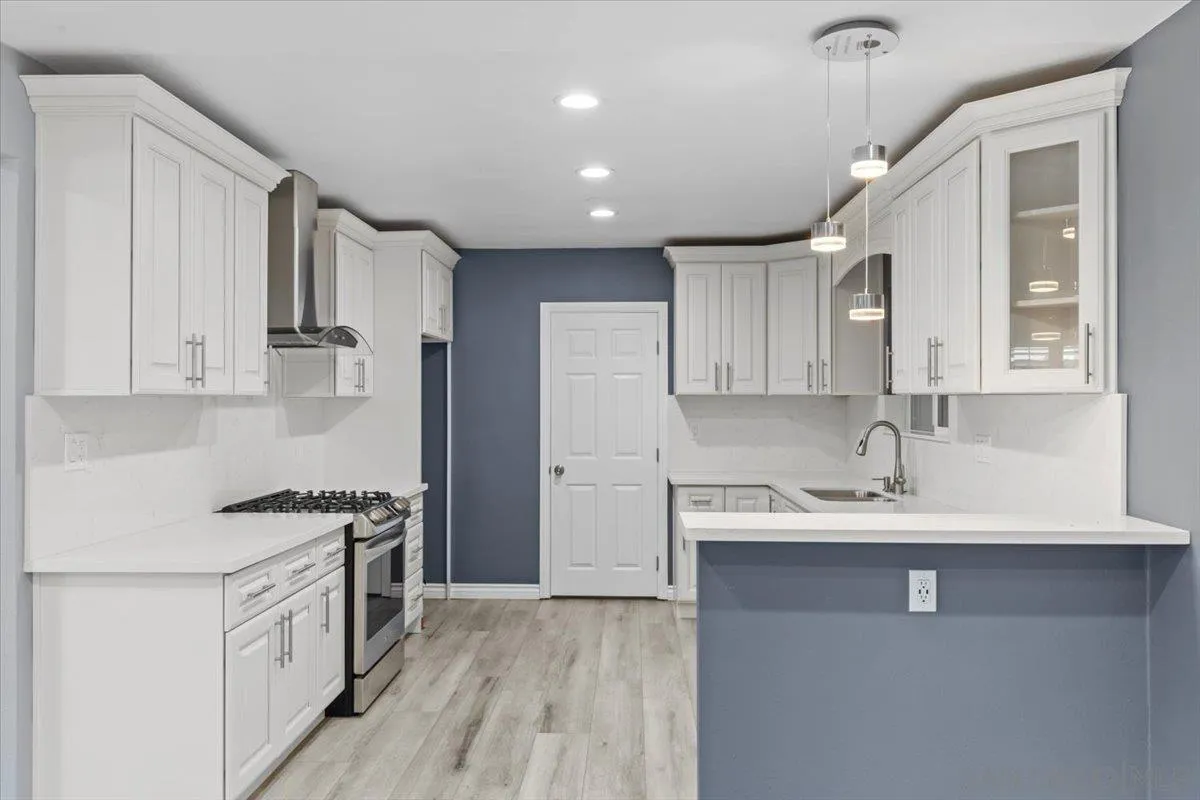 https://cdn.realtyfeed.com/cdn/127/260005217/98bc42bdbd6c98cb8de2919043061ca2.webp