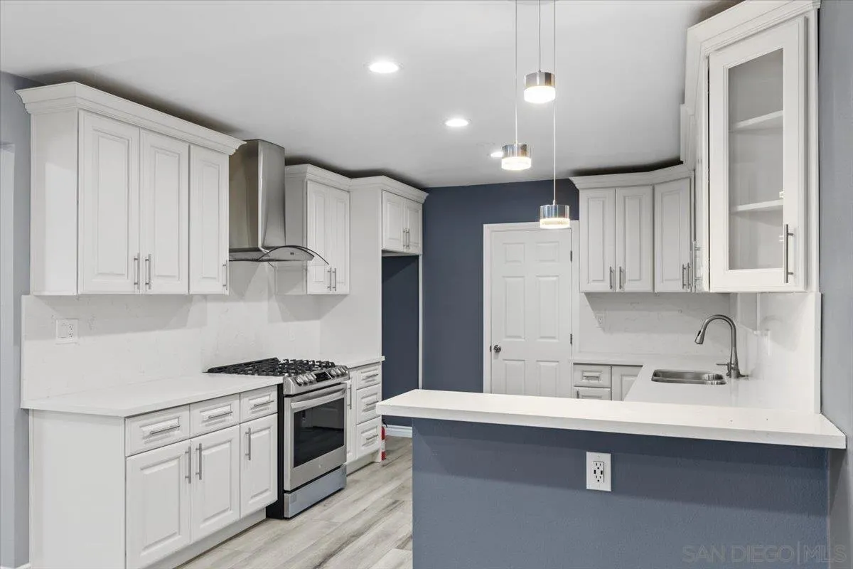 https://cdn.realtyfeed.com/cdn/127/260005217/ead335a55054bd07fe759b61d5ee7553.webp