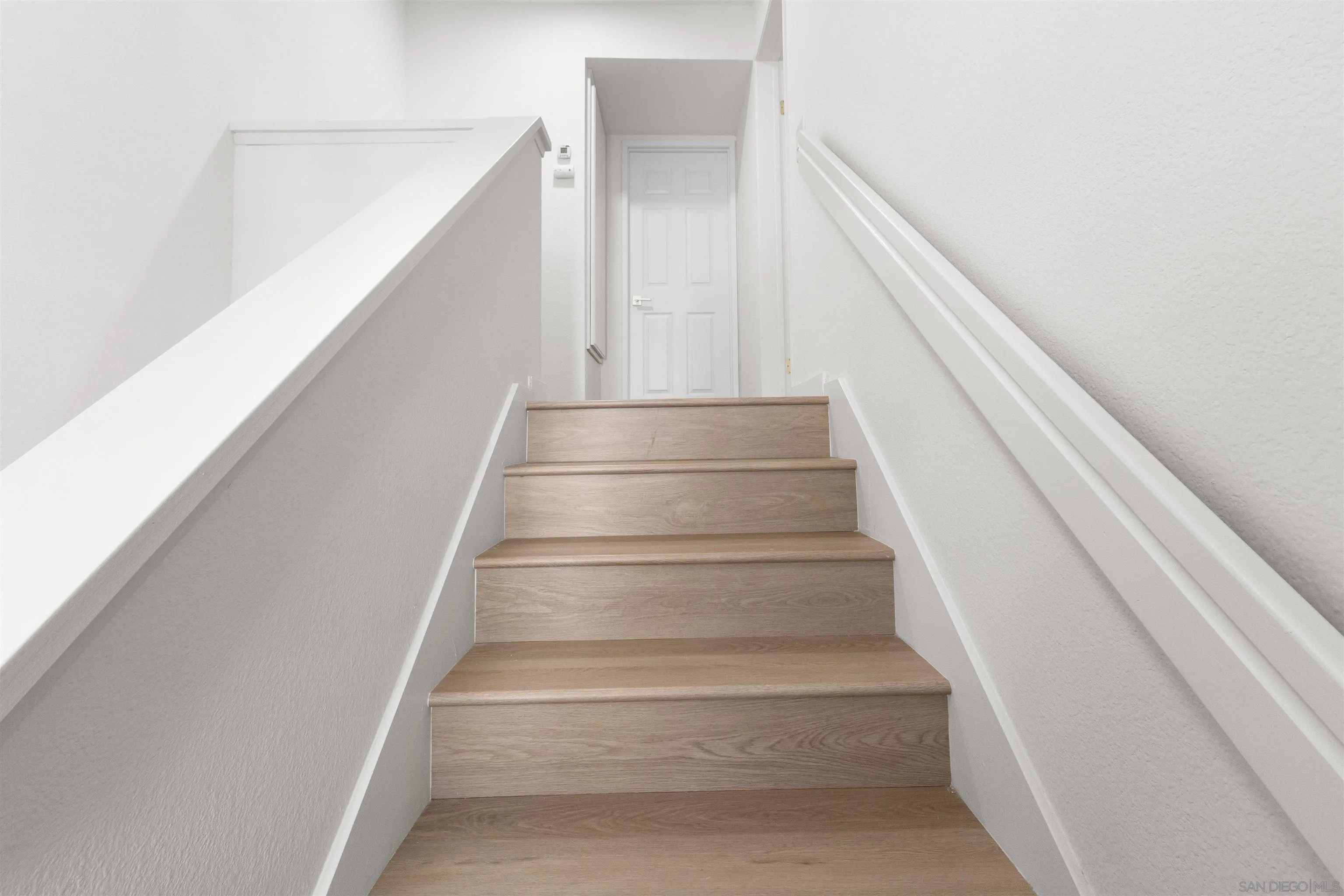 https://cdn.realtyfeed.com/cdn/127/260005218/c3c7c49ba25c9d93a408ba293431a999.webp