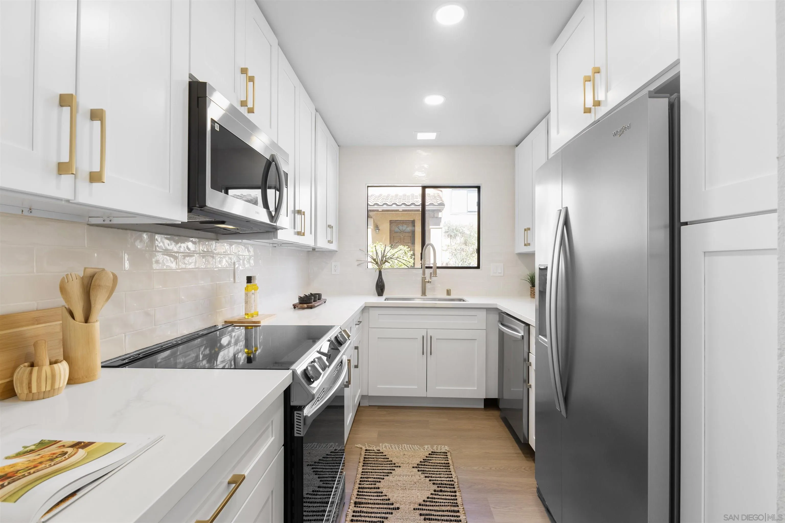 https://cdn.realtyfeed.com/cdn/127/260005218/de8fa07f5e73541350a56df4b03b53b1.webp